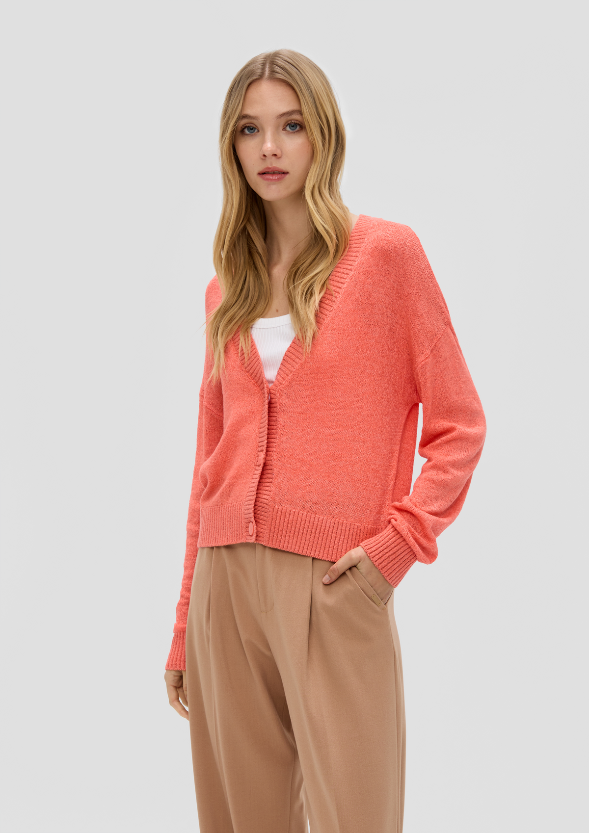 Cropped cardigan with buttons - coral | s.Oliver