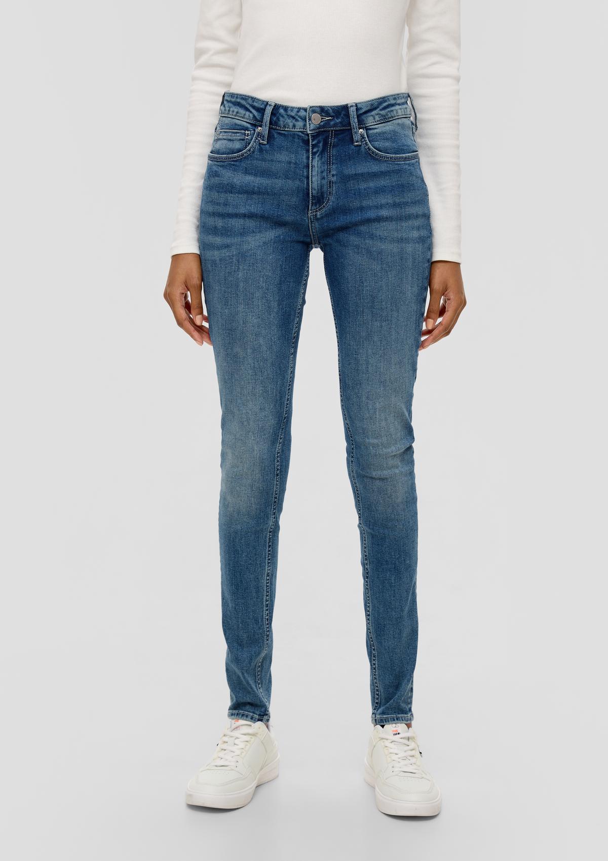 s.Oliver Sadie jeans / skinny fit / mid rise / skinny leg / stretch cotton