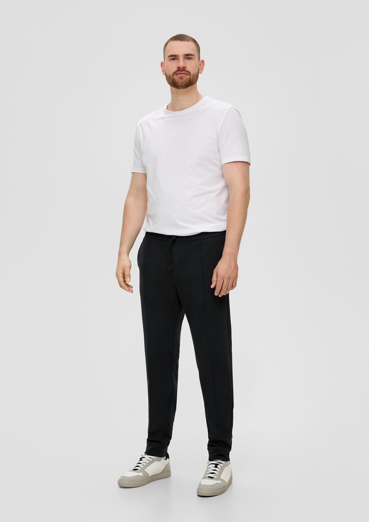 s.Oliver Regular: joggingové kalhoty z žerzeje