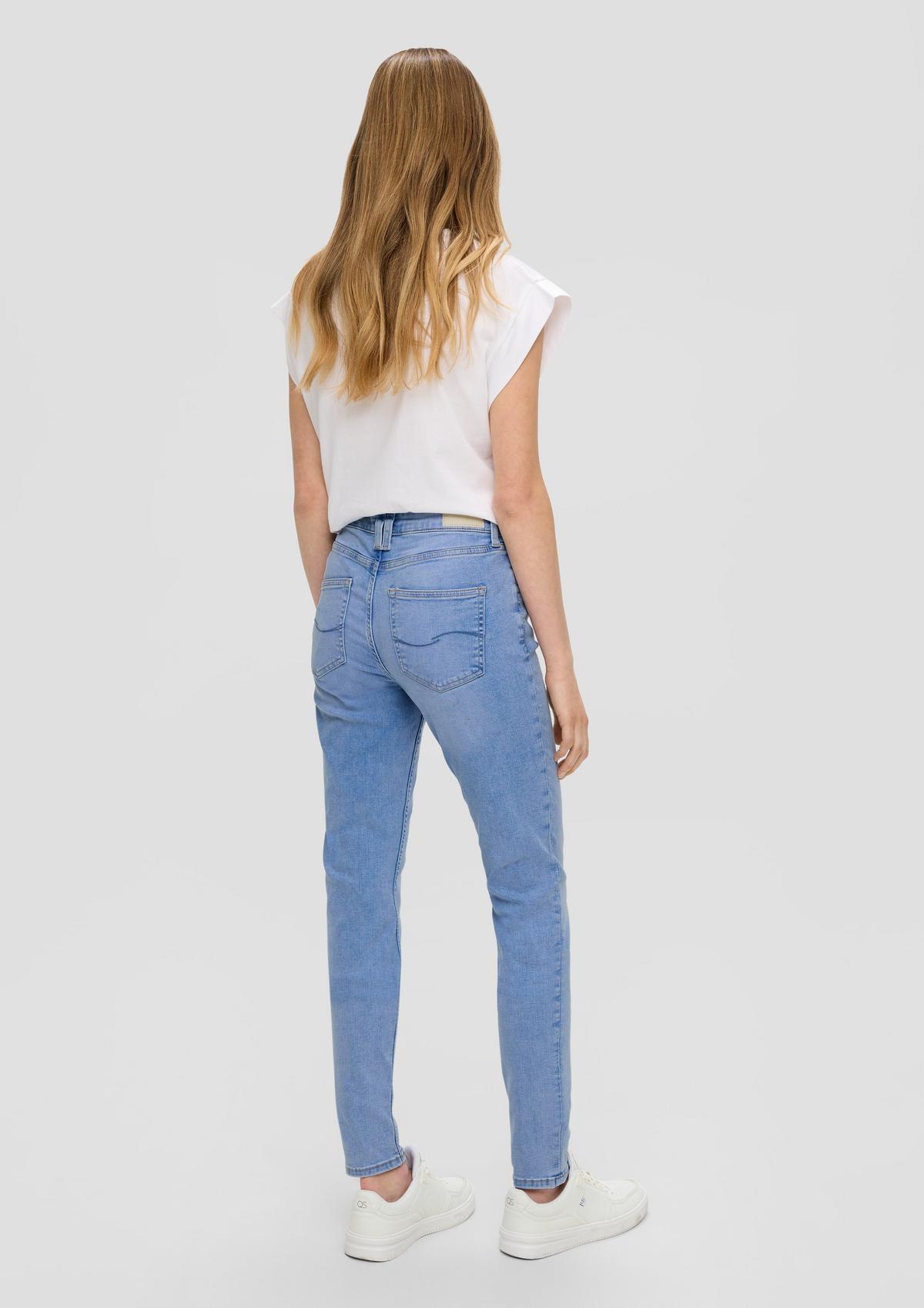 s.Oliver Jeans hlače Sadie/kroj Skinny Fit/Mid Rise/Skinny Leg/našitek