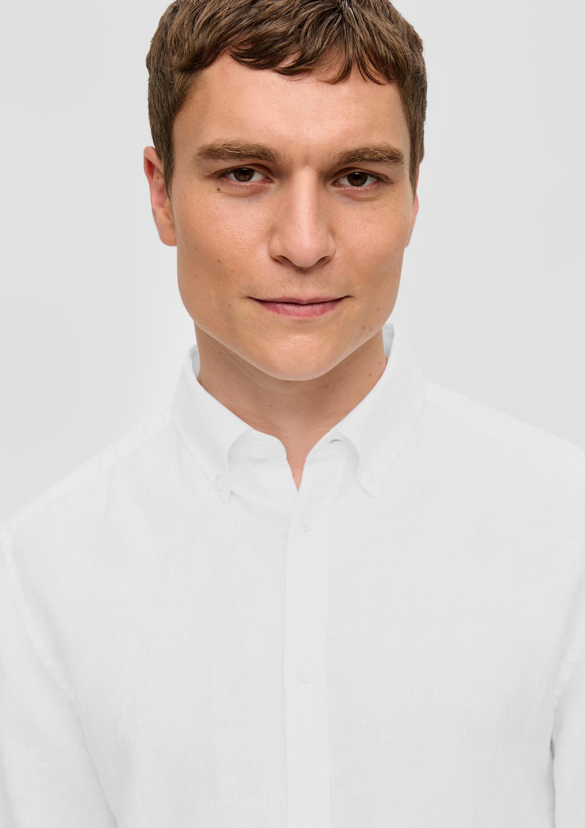 s.Oliver Leinenhemd mit Button-Down-Kragen