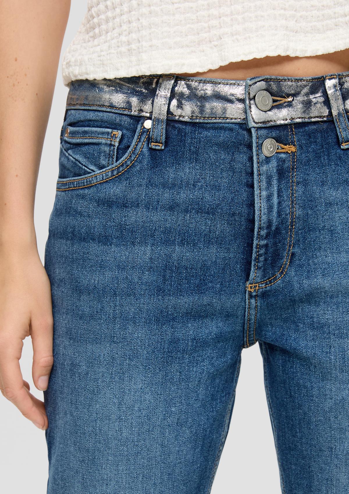 s.Oliver Jeans hlače Catie/kroj High Rise/ravne hlačnice/folijski potisk