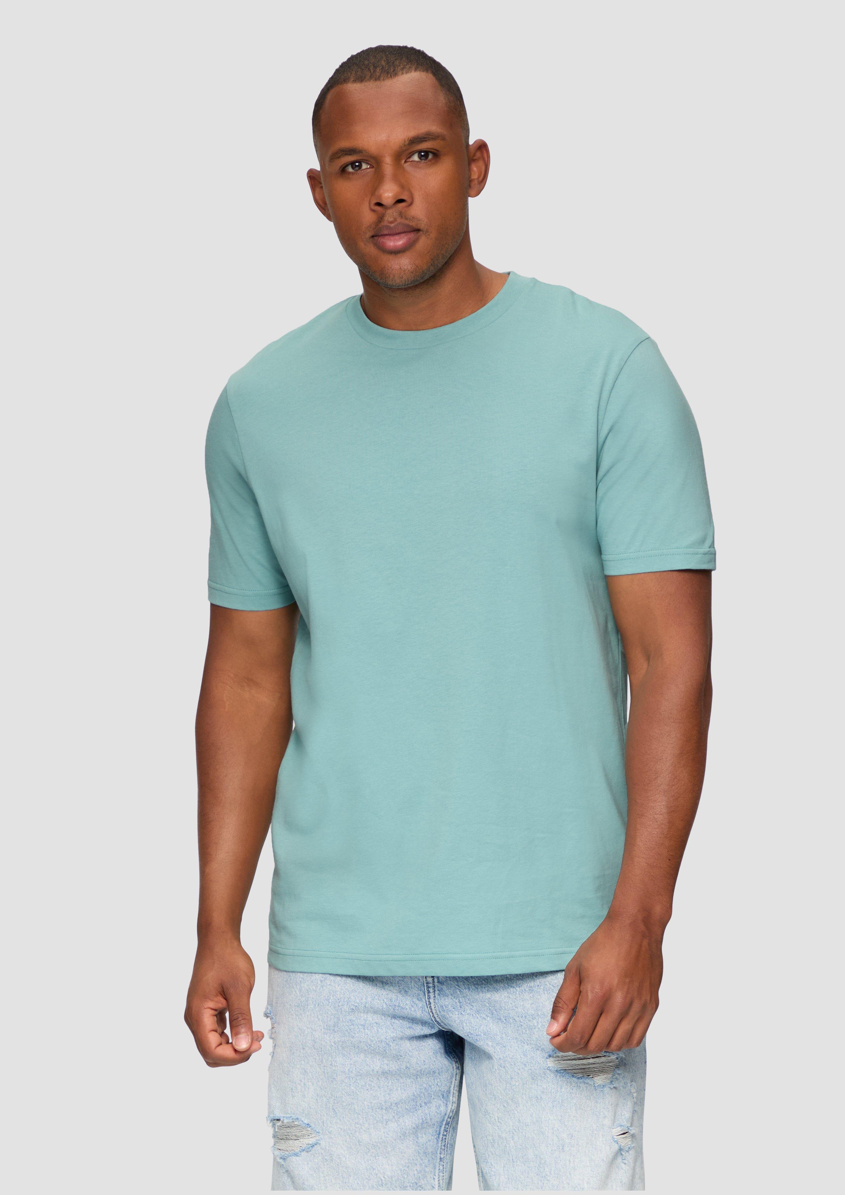 T-shirt in 6134, 0100, 9999, 5884, 7219, 7967, 5320 & 6245