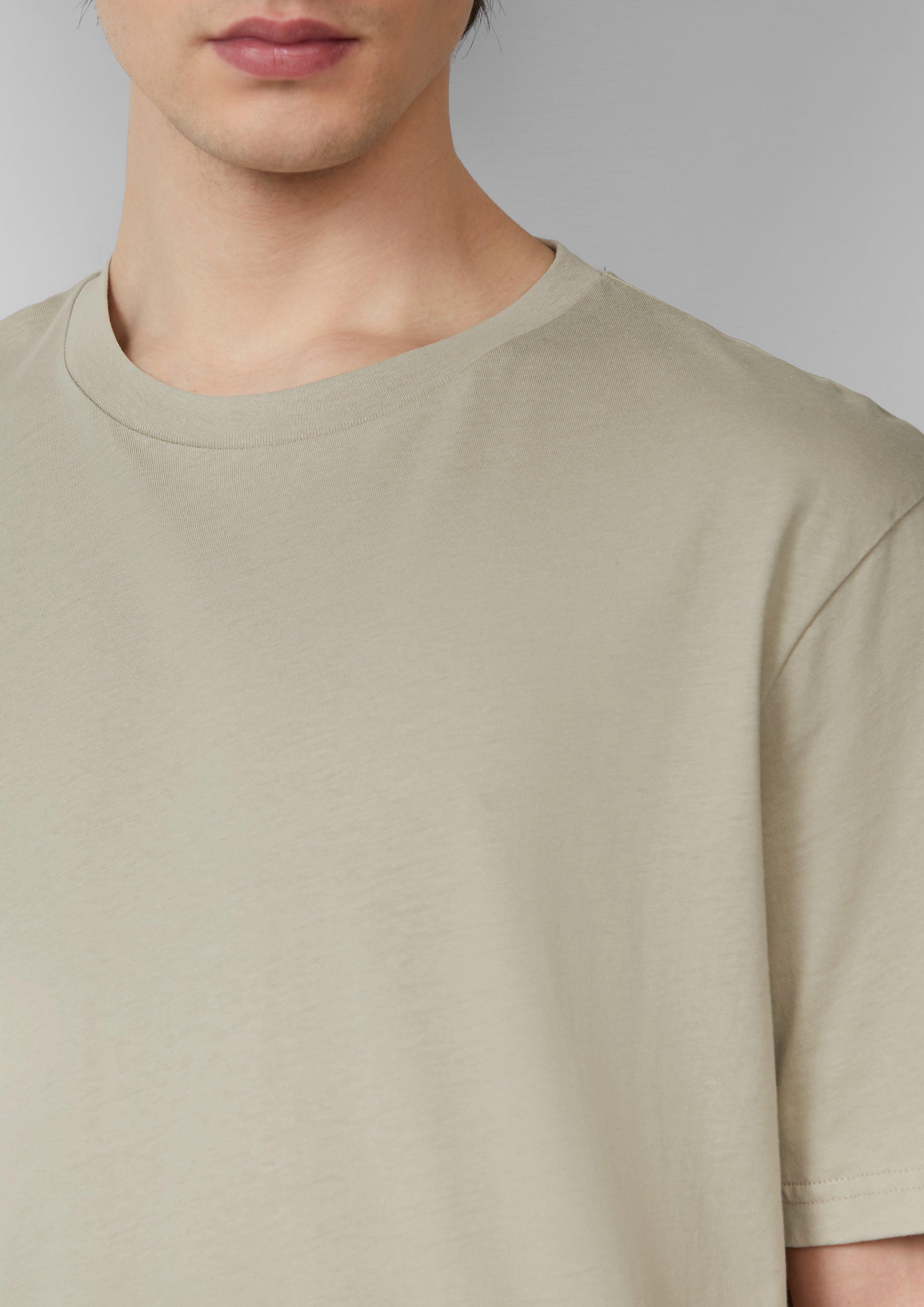 T-shirt in 8161, 0100, 6134, 9999, 5884, 7219, 7967, 5320 & 6245