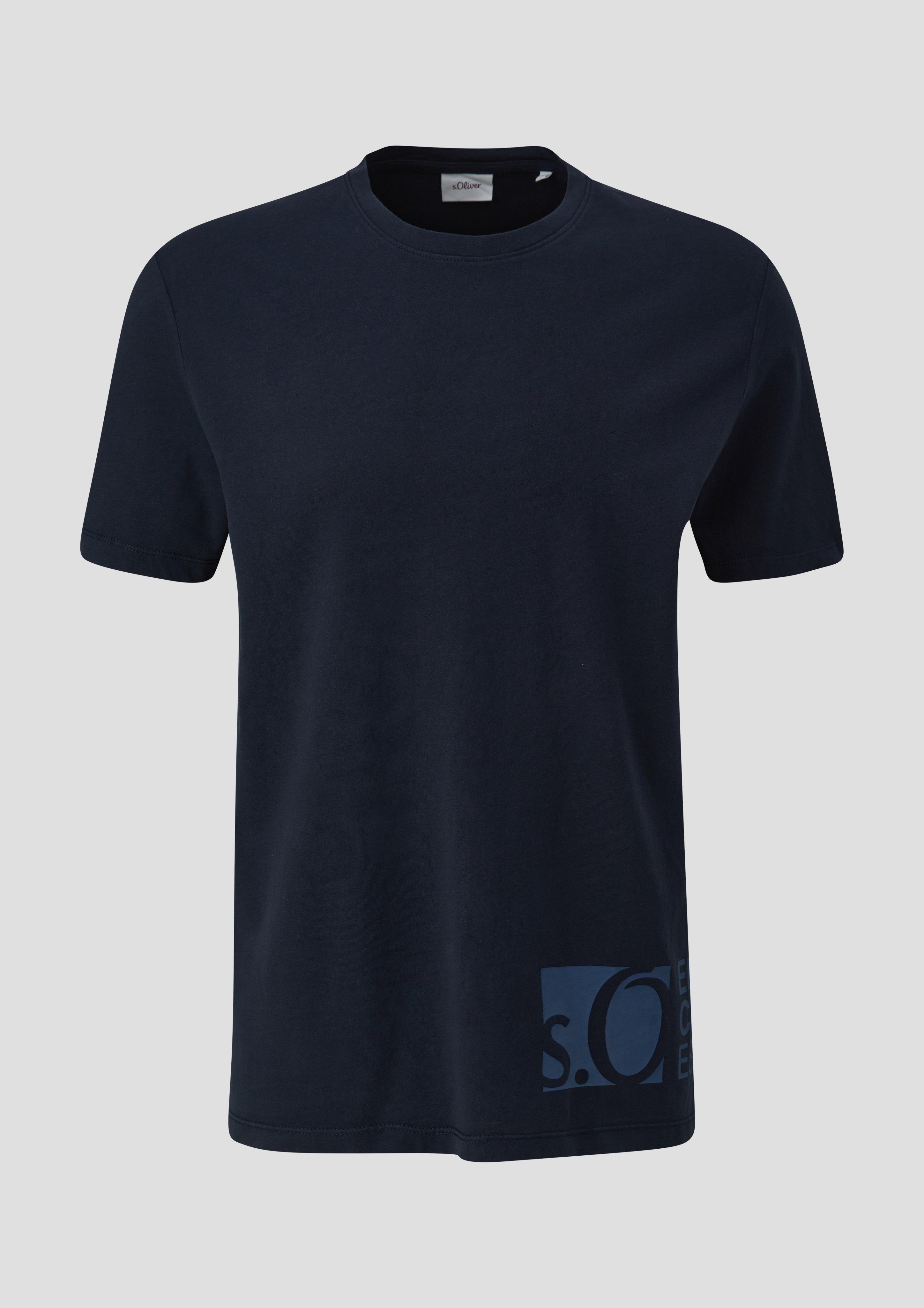 s.Oliver - T-Shirt mit Label-Print, Herren, blau