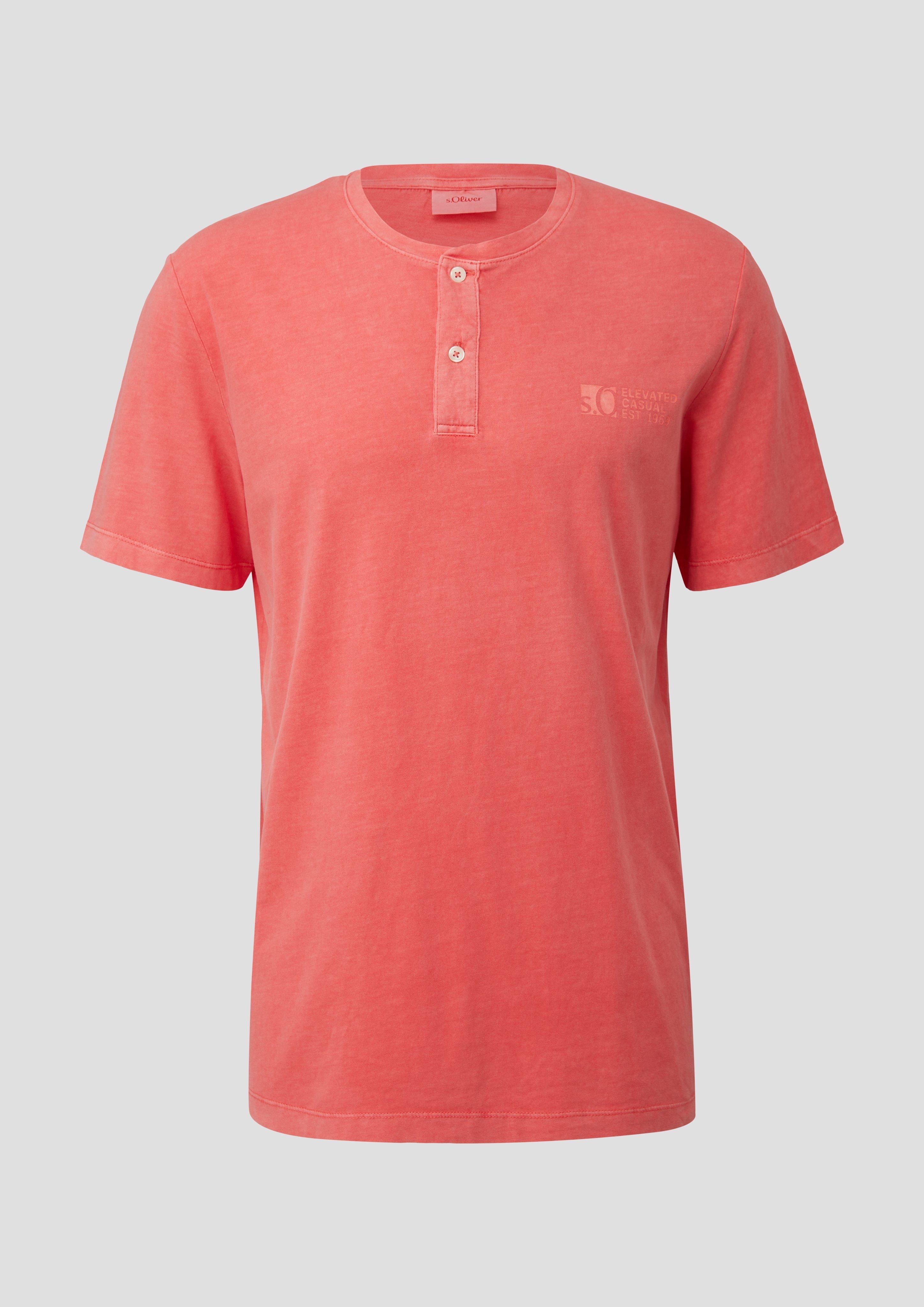 s.Oliver - T-Shirt mit Garment Dye und Henley-Ausschnitt, Herren, Rosa