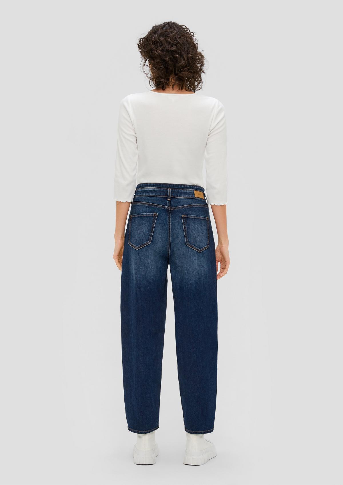 s.Oliver Ankle-length jeans / relaxed fit / high rise / barrel leg