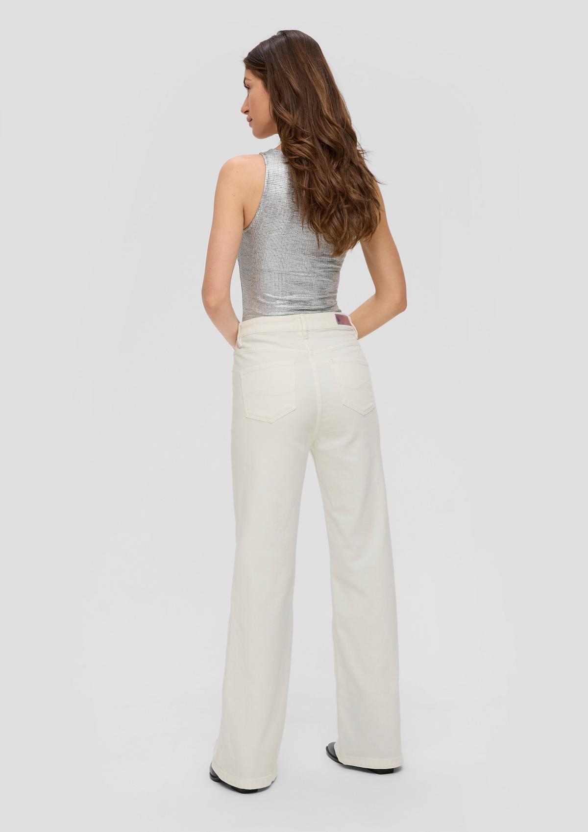 s.Oliver Jeans Catie / Slim Fit / High Rise / Wide Leg / Knopfleiste