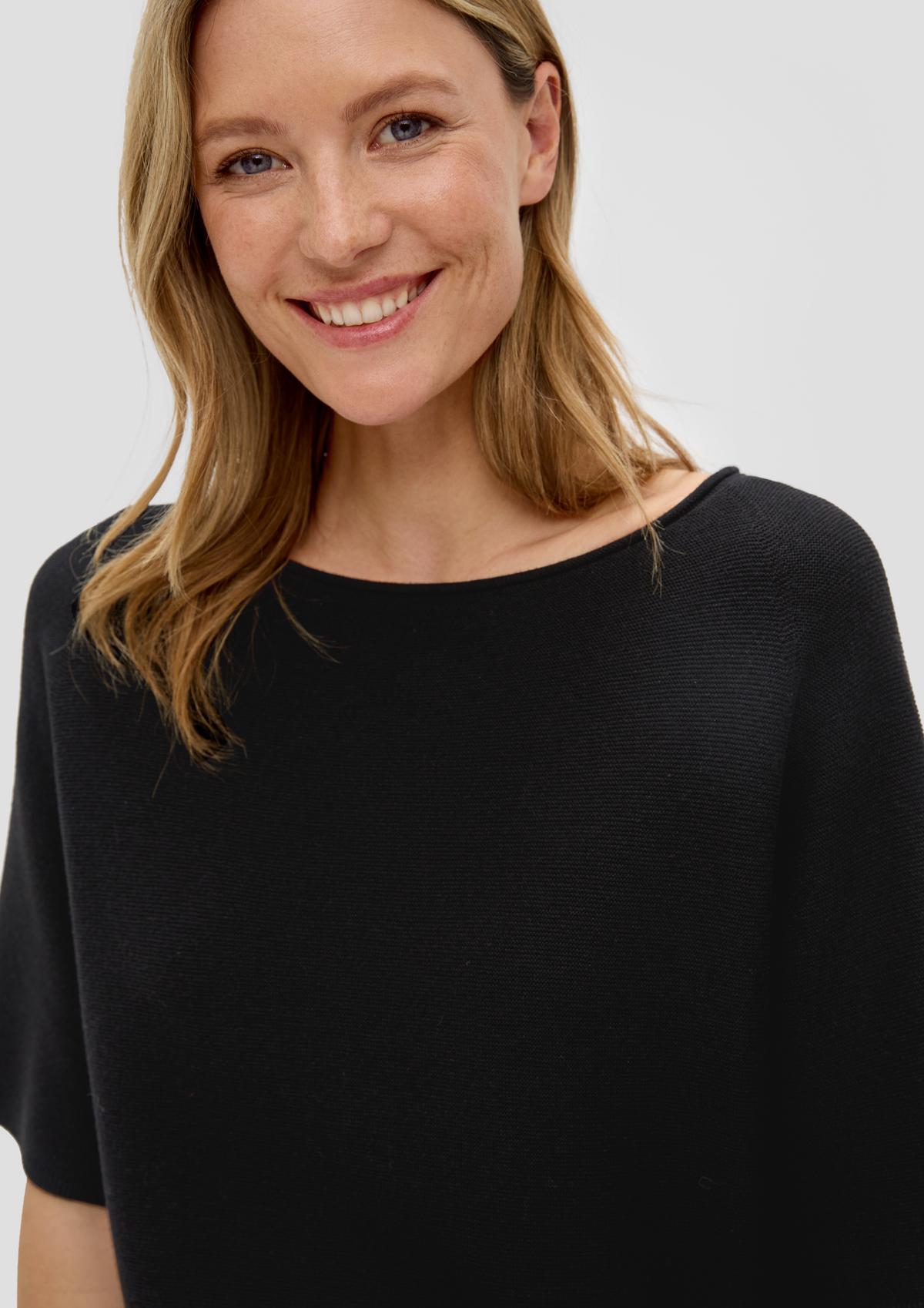 s.Oliver Top with a bateau neckline