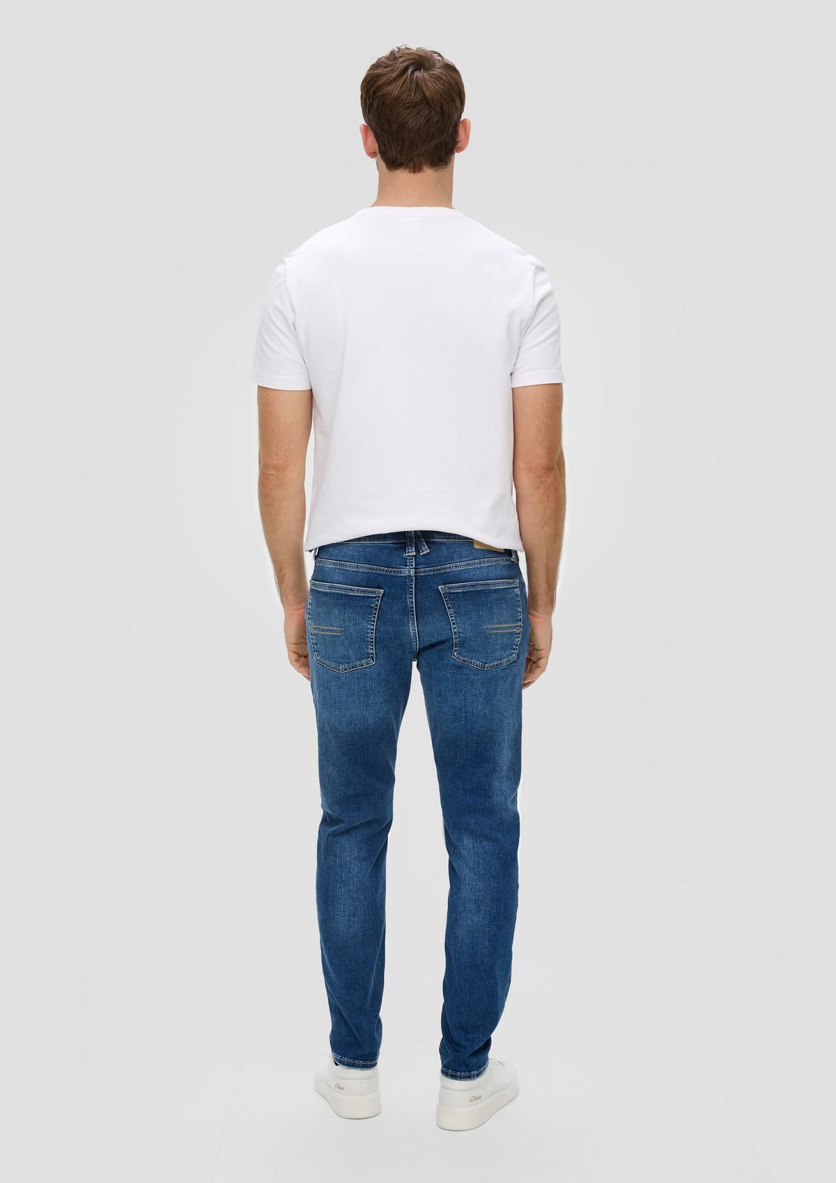 s.Oliver Jeans hlače Nelio/kroj Slim Fit/Mid Rise/ozke hlačnice