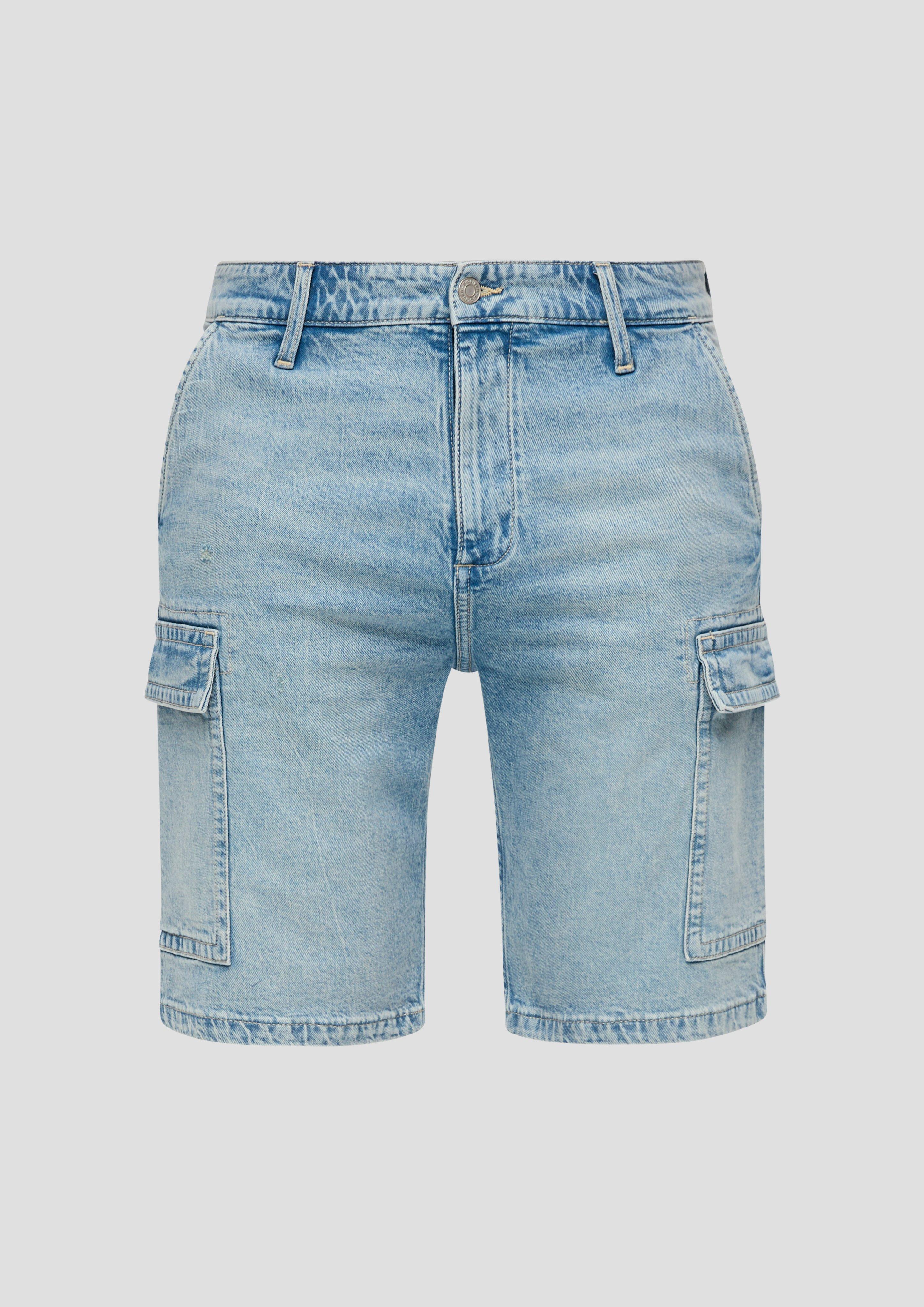 Denim shorts / regular fit / high rise / straight leg / cargo 