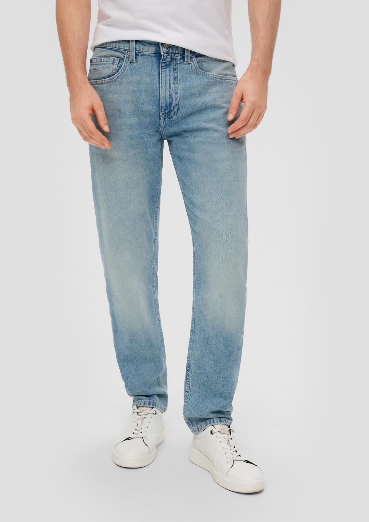 s.Oliver Regular: jeans hlače iz bombažnega streča