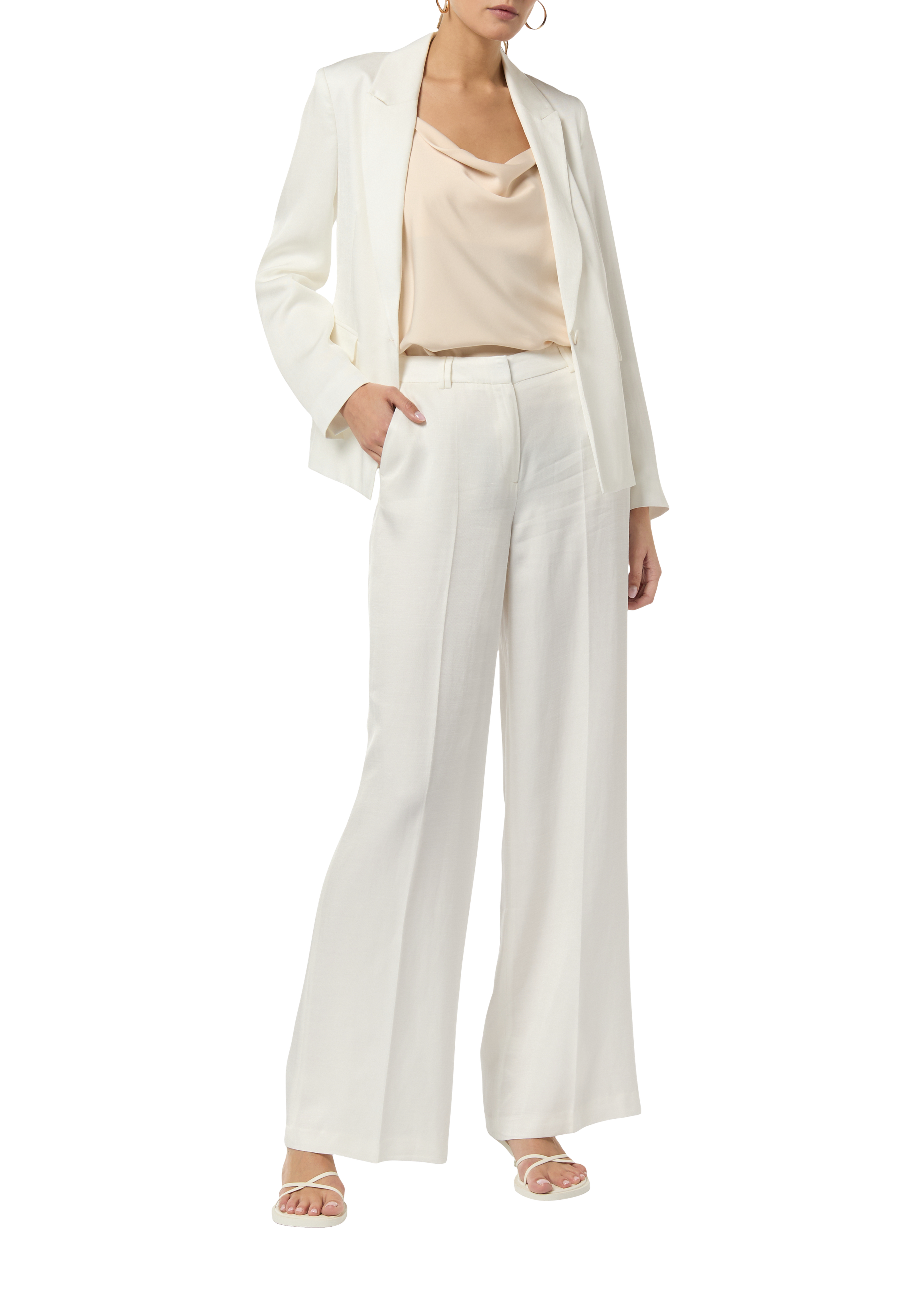 Thumbnail - Blazer