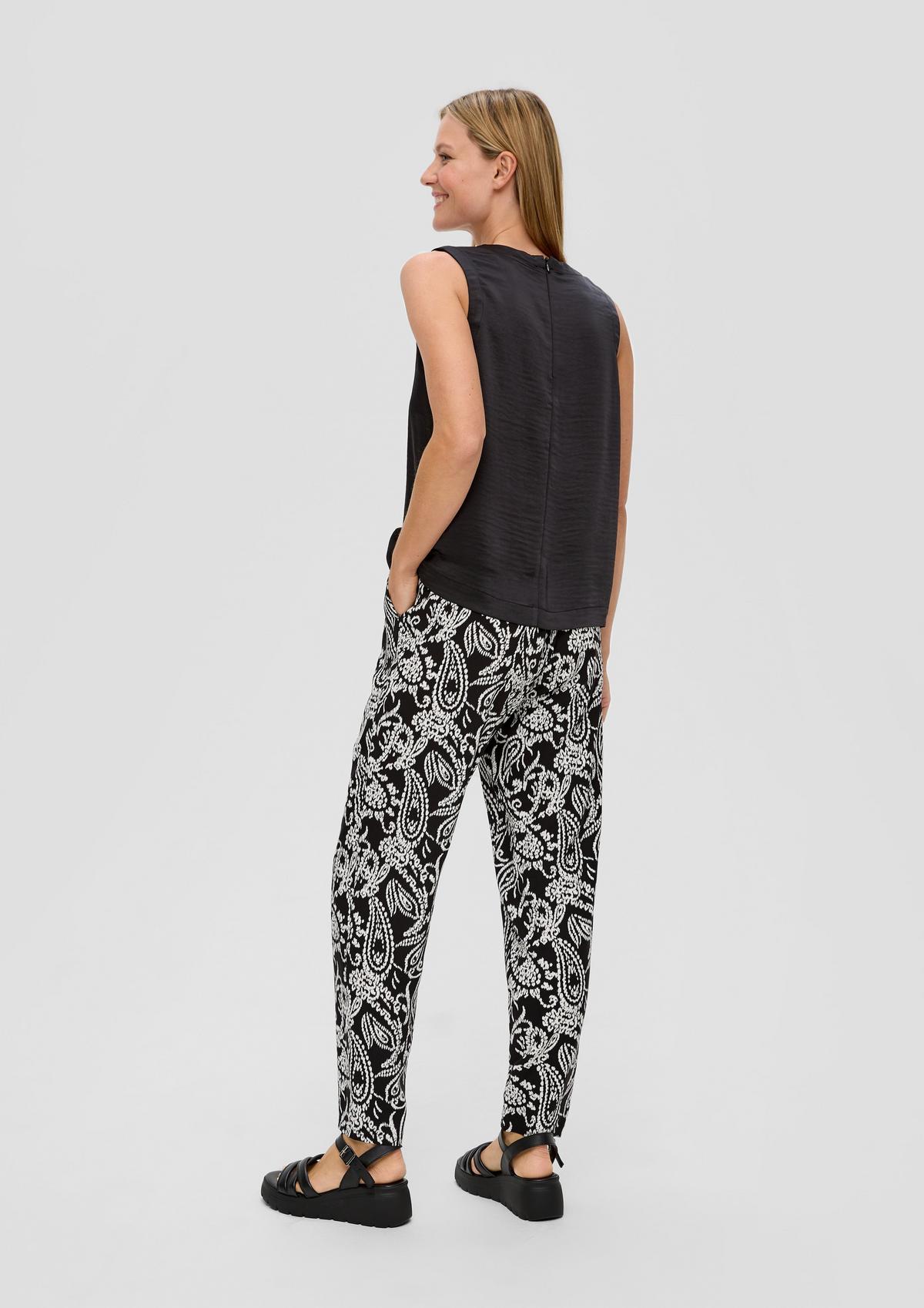 s.Oliver Slip-on trousers with an elasticated waistband