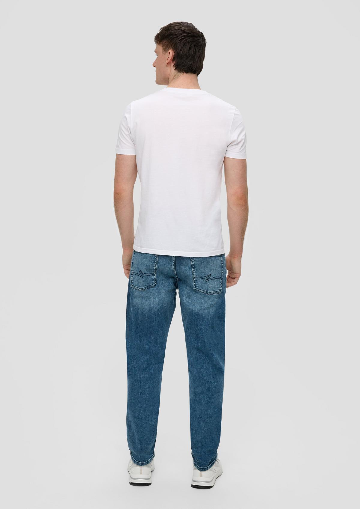 s.Oliver Regular: džíny z bavlny se strečem
