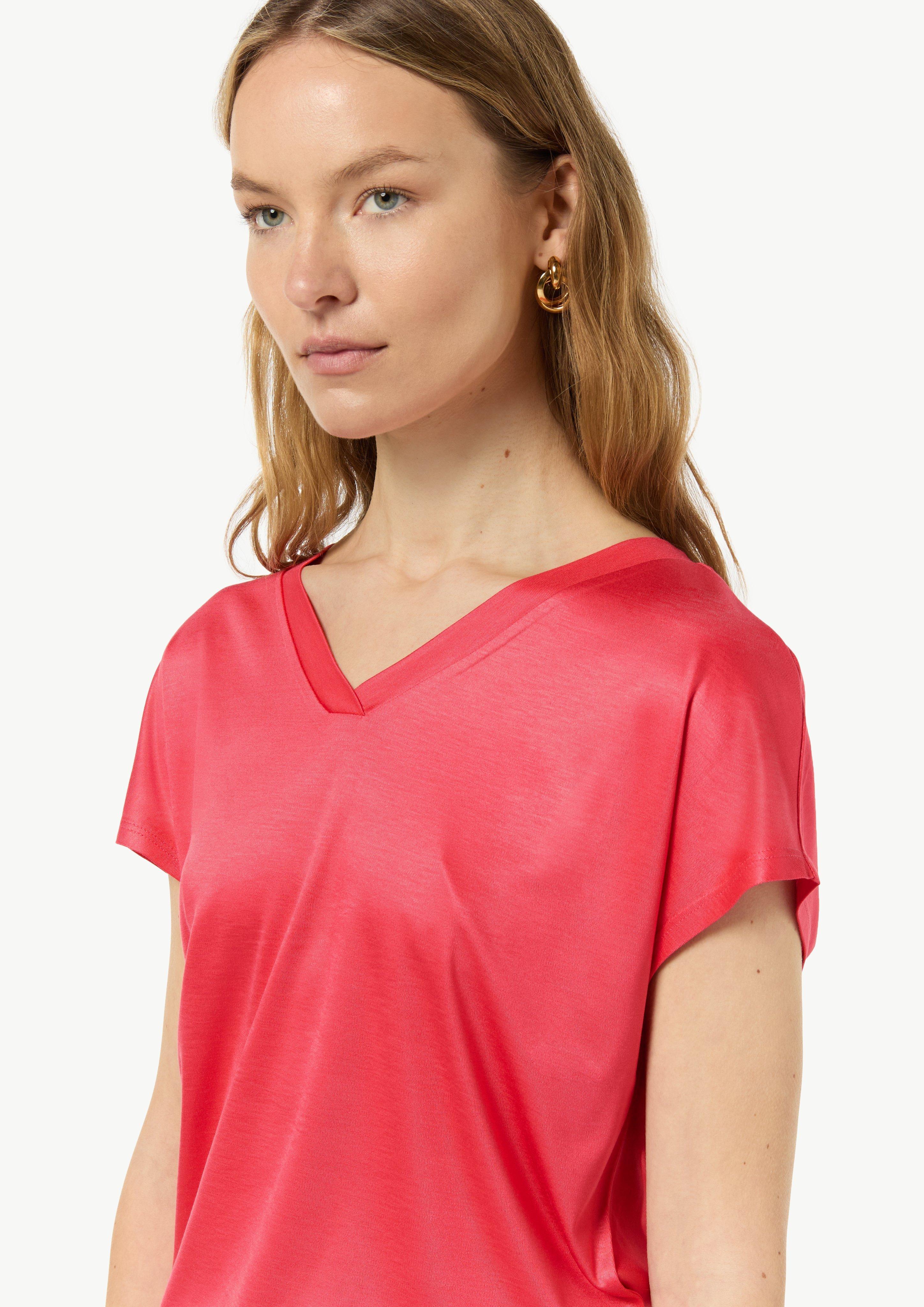 Fashionable inspiration: T-shirts & tops | Comma