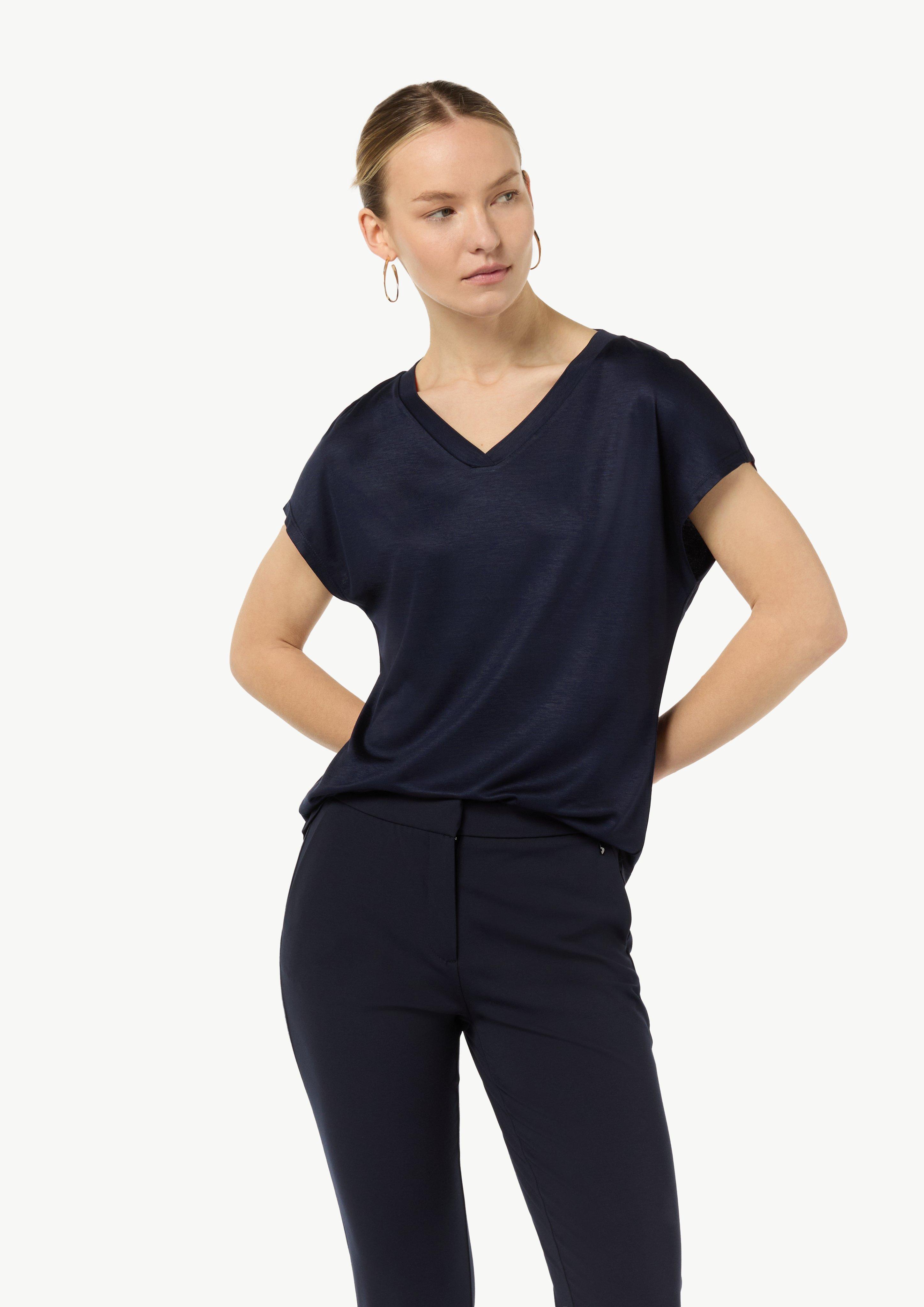 Tシャツ・カットソー ANDREADAMO Embellished viscose blend top Flowing silk look viscose T-shirt - Blue | SCAYLE