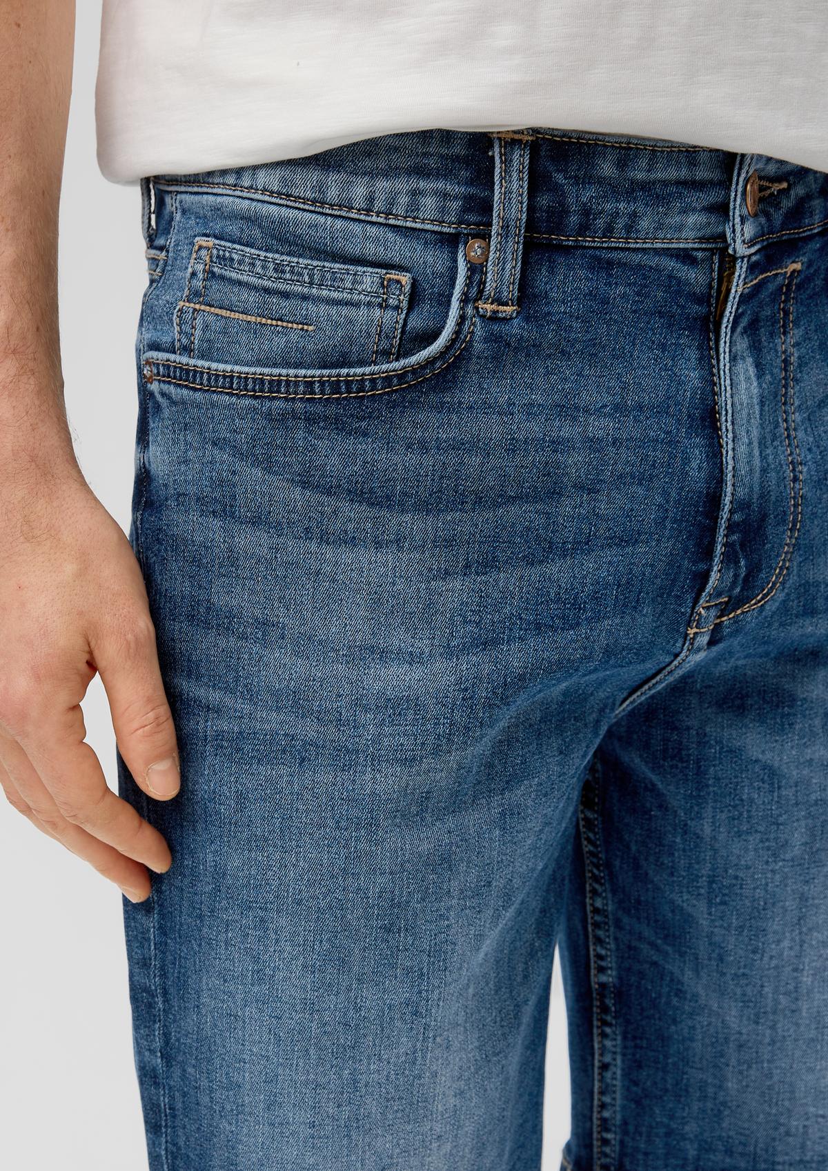 s.Oliver Jeans kratke hlače/kroj Regular Fit/Mid Rise/ravne hlačnice