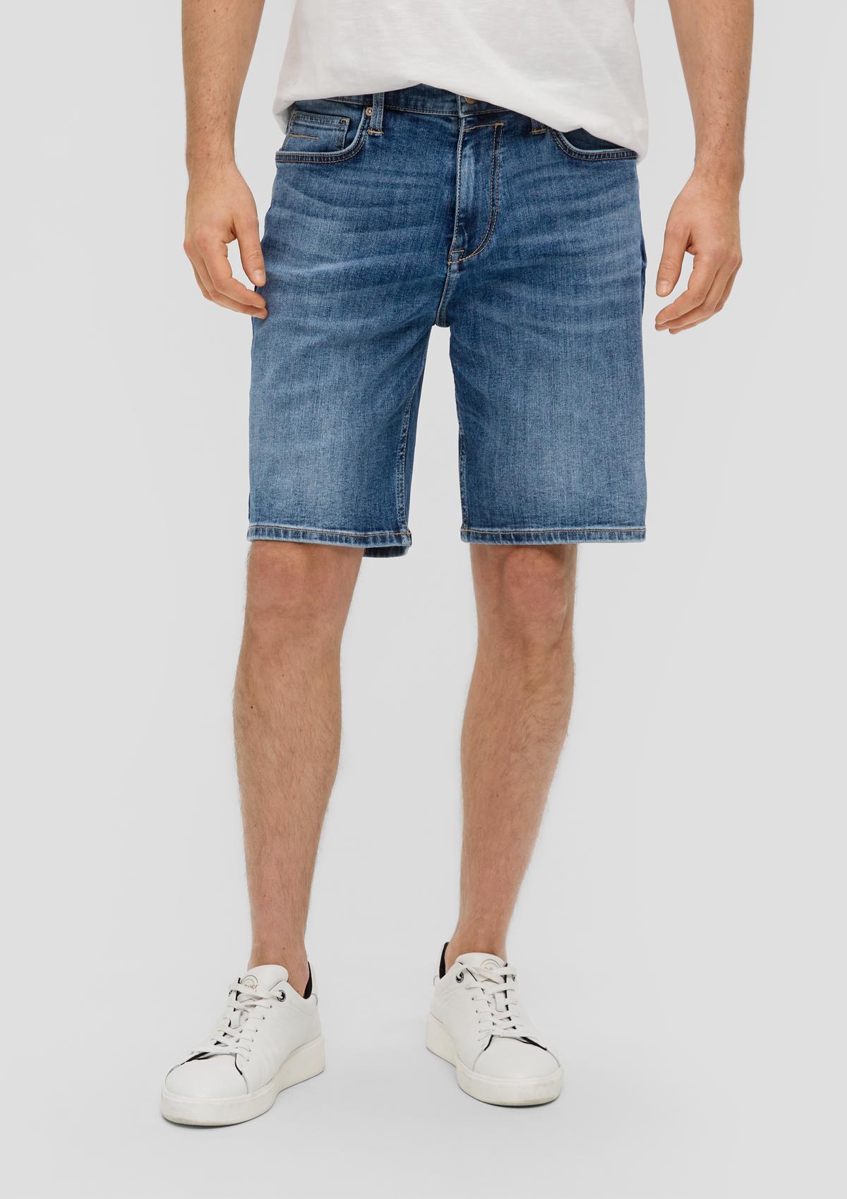 s.Oliver Short en jean / coupe Regular Fit / taille mi-haute / Straight Leg
