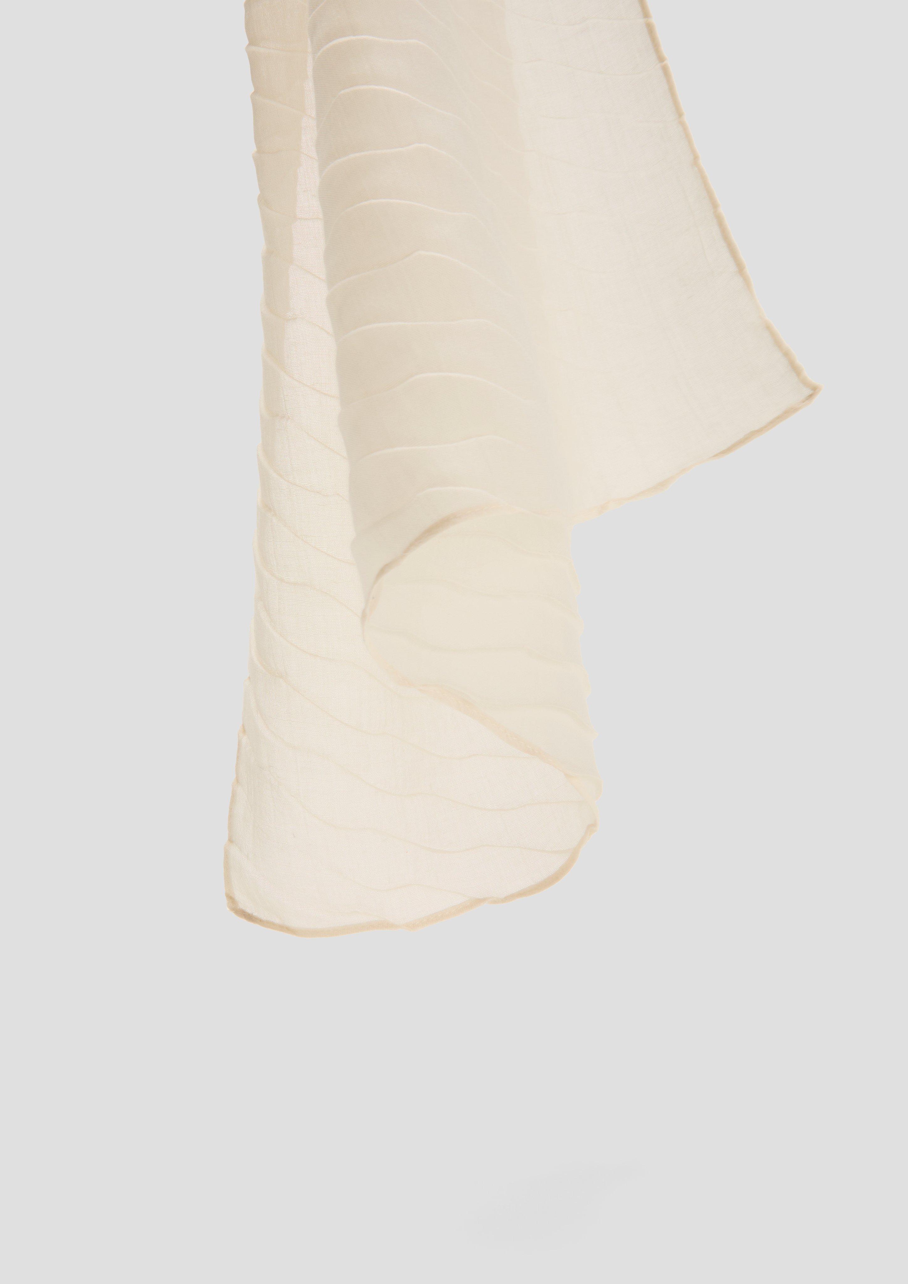 s.Oliver Tuch mit Plisseefalten