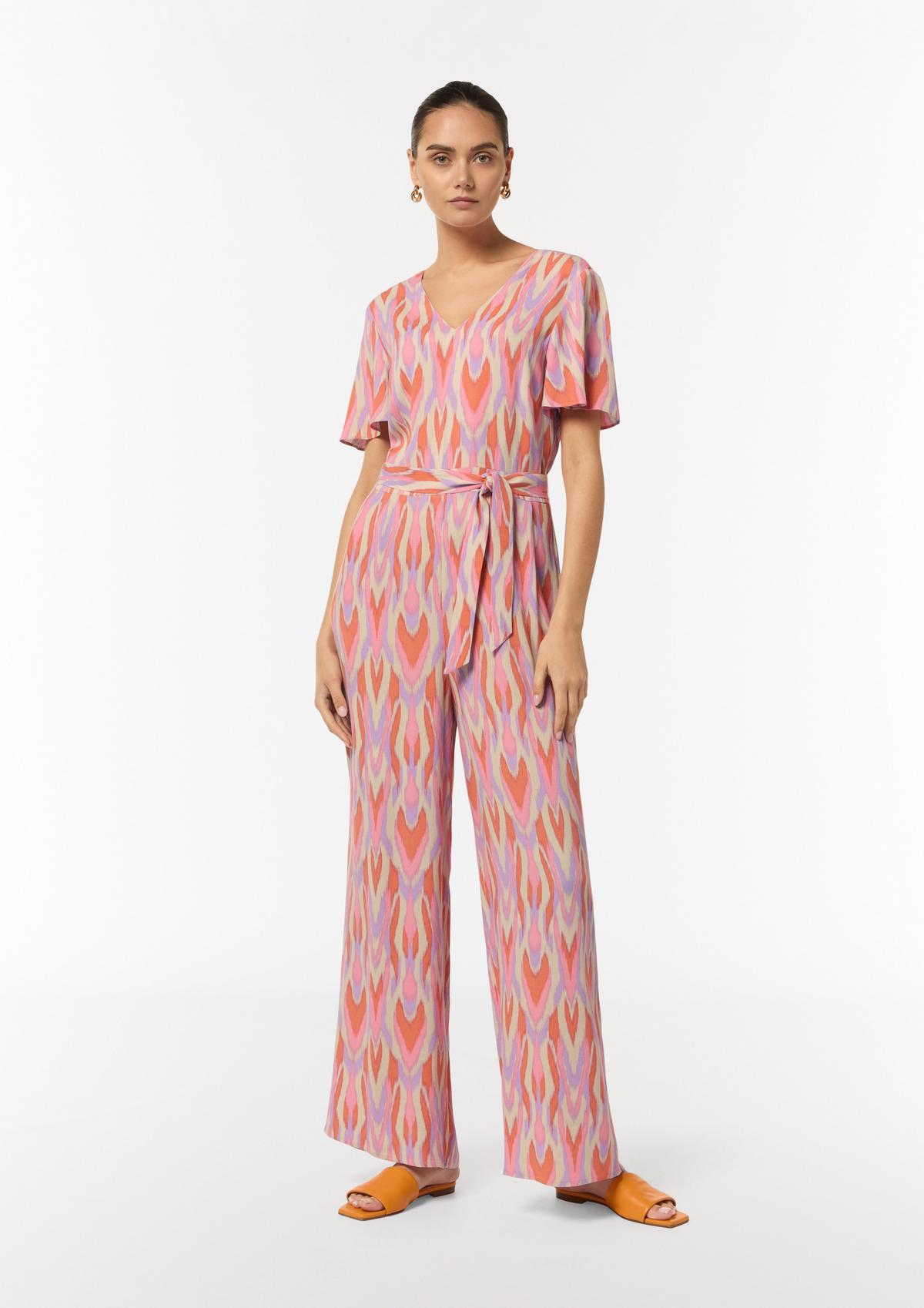 comma Jumpsuit with a crêpe texture