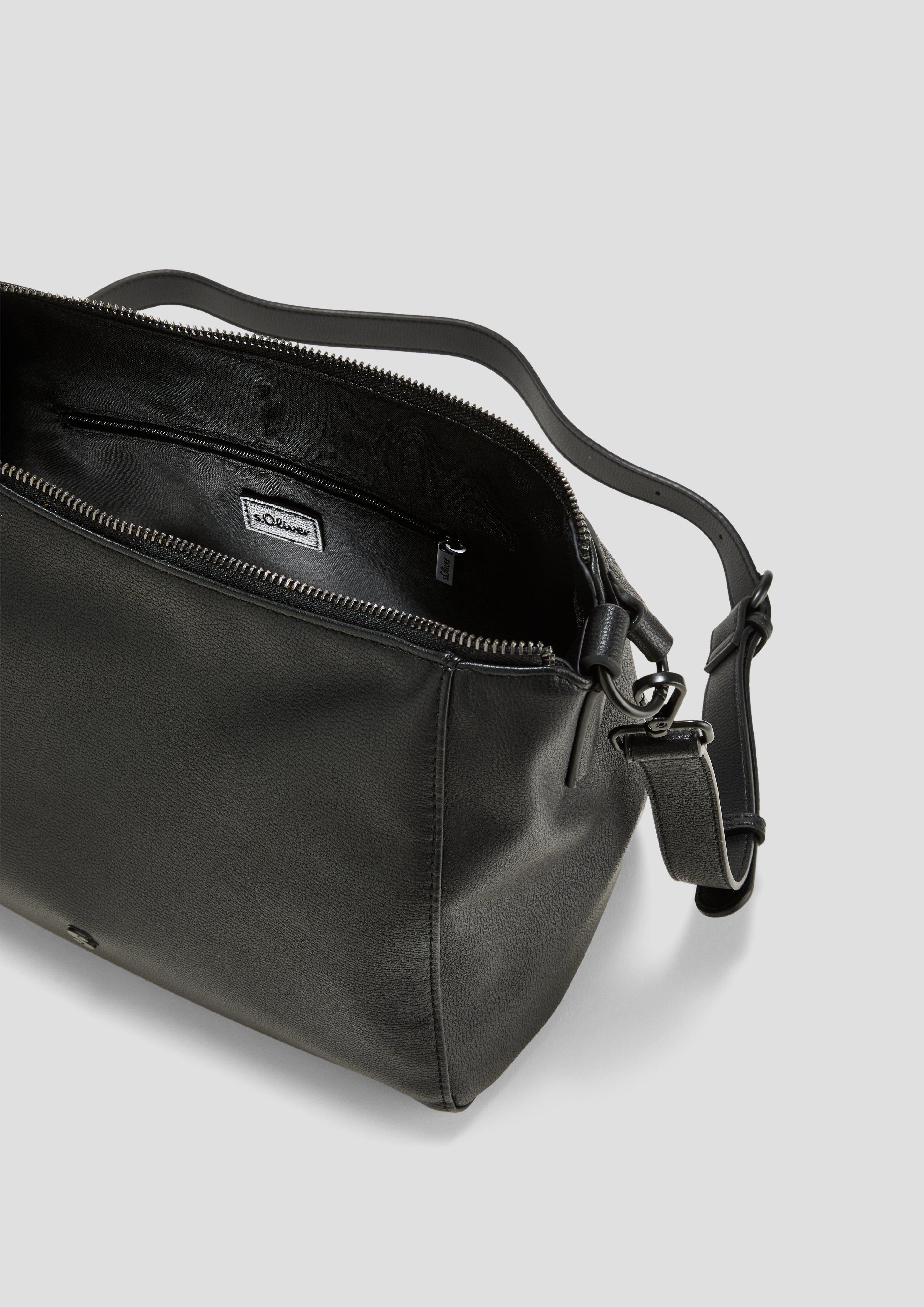 s.Oliver Shoulder Bag in Leder-Optik