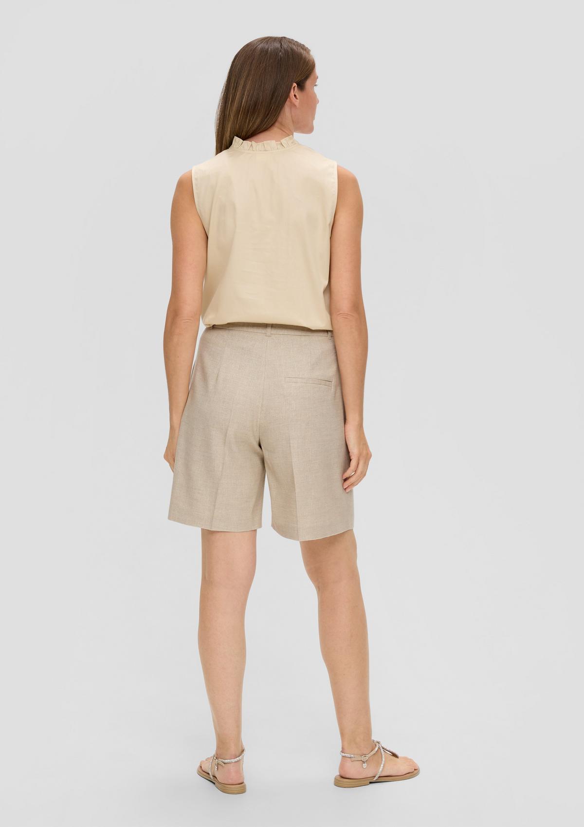 s.Oliver Relaxed fit: Shorts made of a glittering linen blend