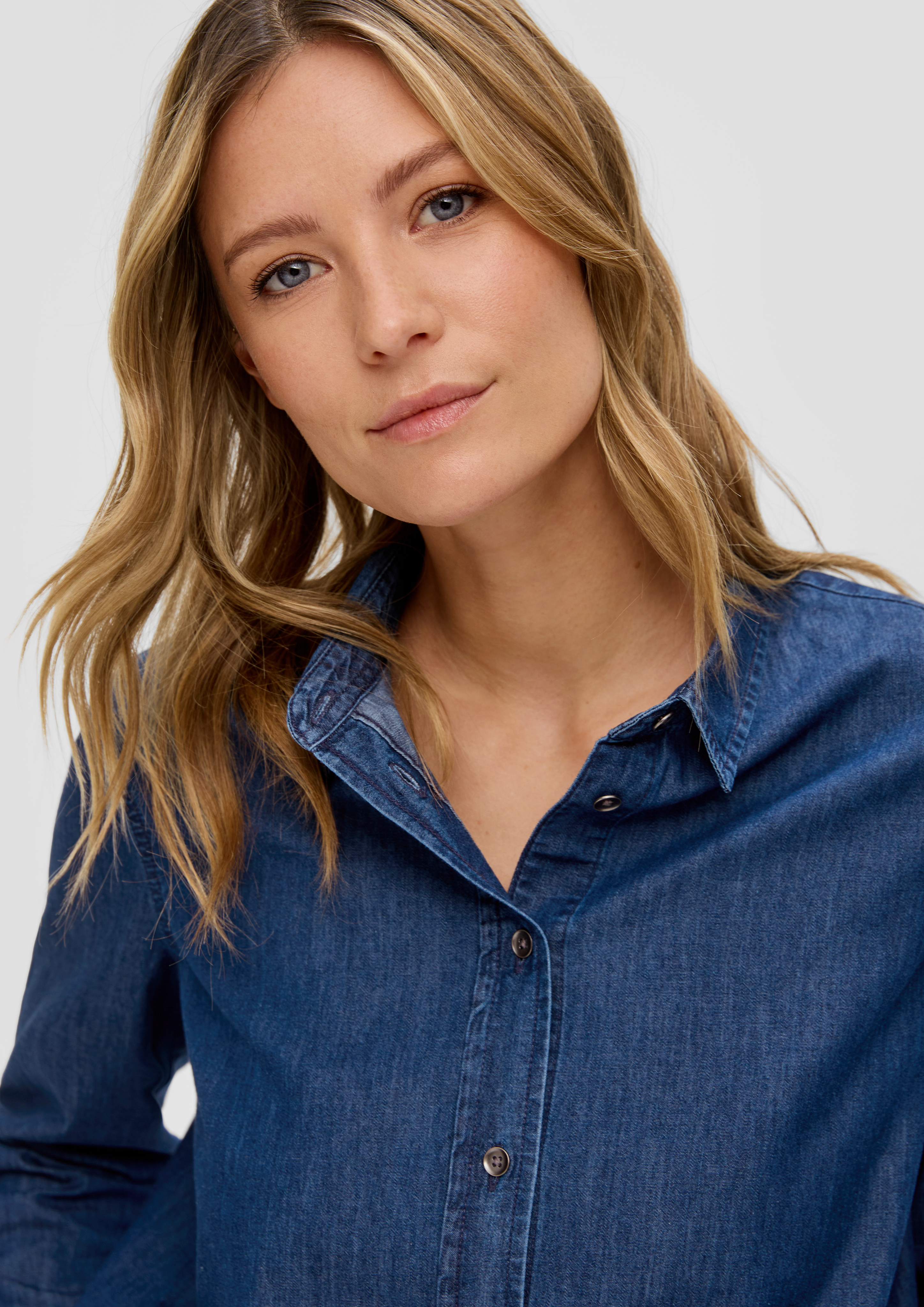 Locker geschnittene Denimbluse blau s.Oliver