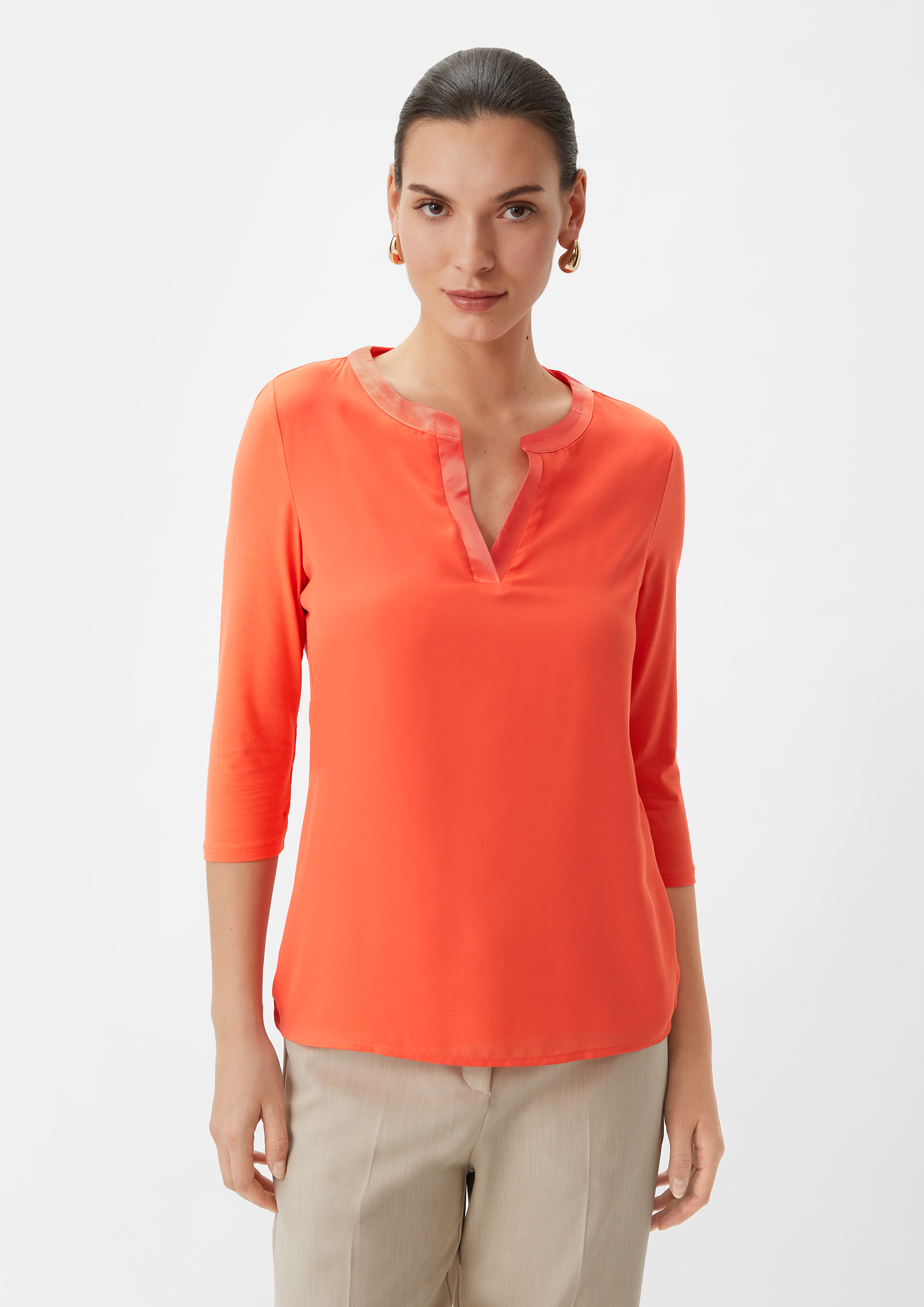 Blouse with a notch neckline - orange