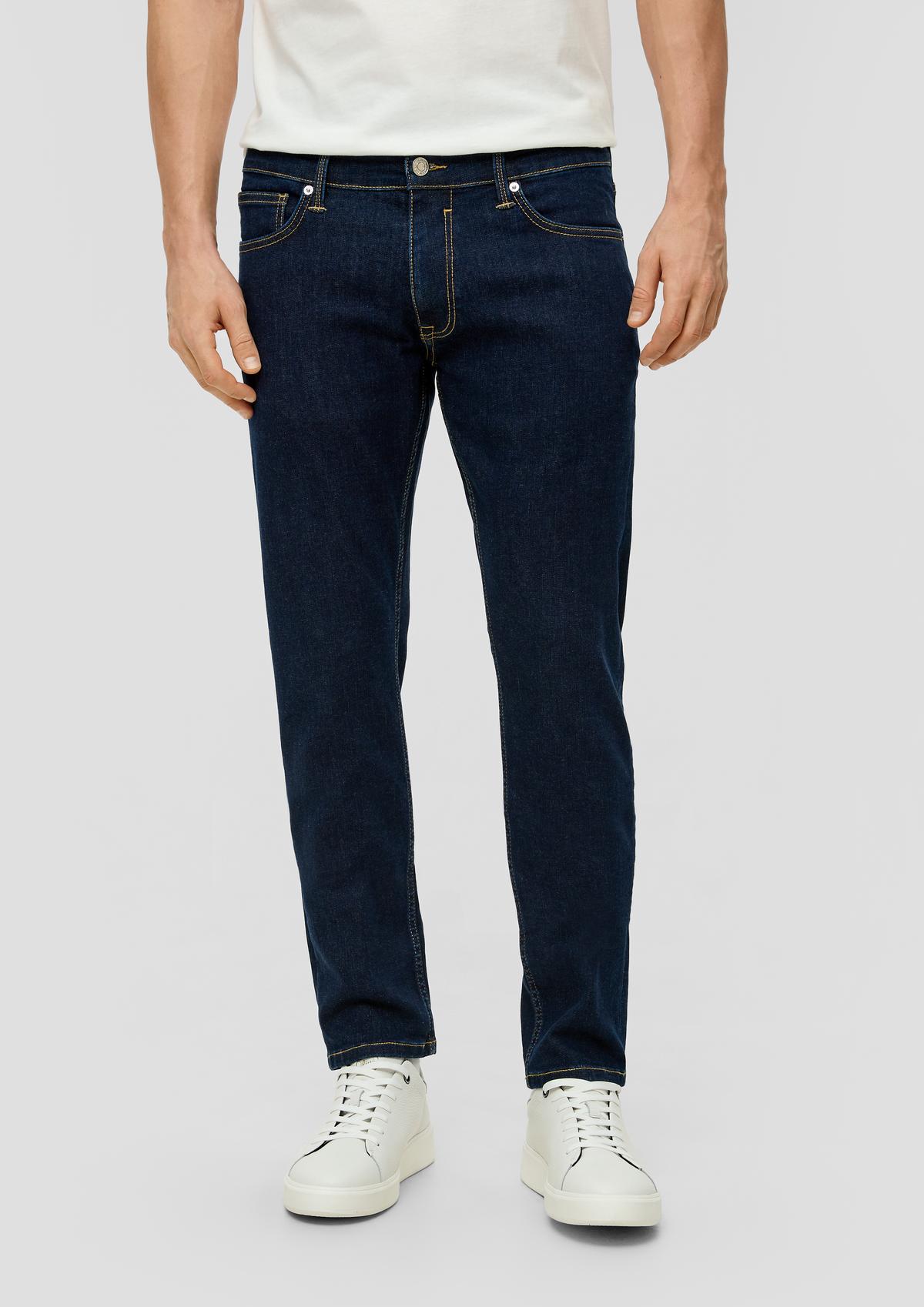 s.Oliver Jeans hlače Keith / kroj Slim Fit / Mid Rise/ ravne hlačnice