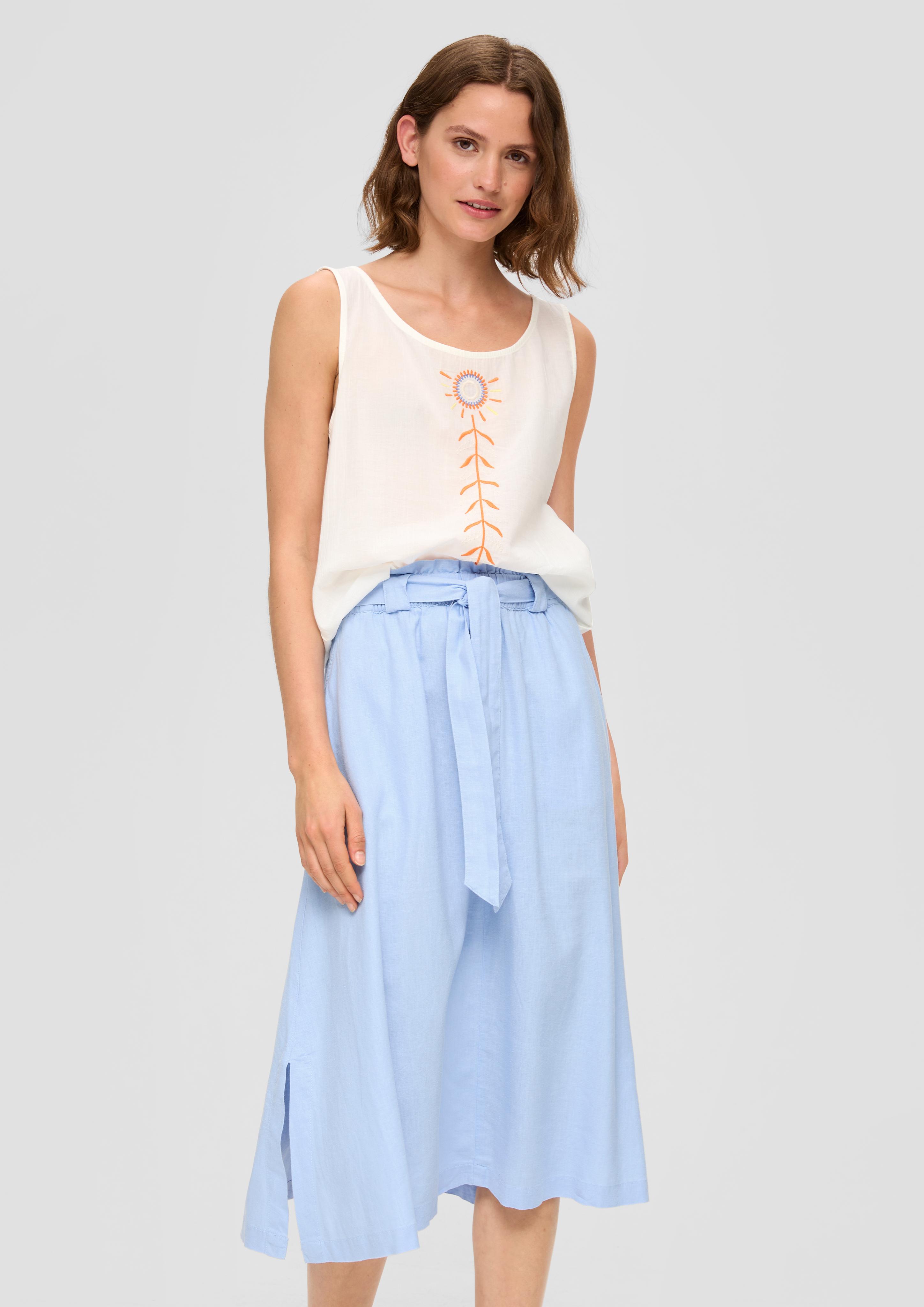 Skirt with a fabric belt and slit side seam - sky blue | s Skirt with a fabric belt and slit side seam - sky blue | s