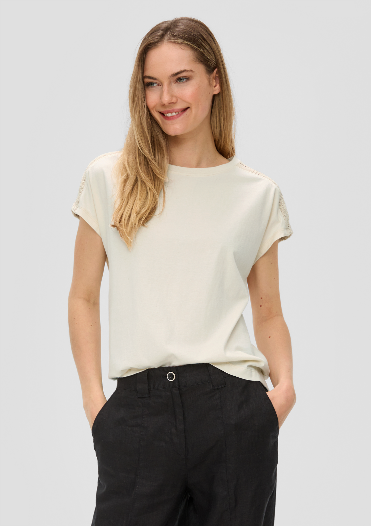 サイズ 3サカイ20SS プリーツシフォンTシャツ カーキ定価46200