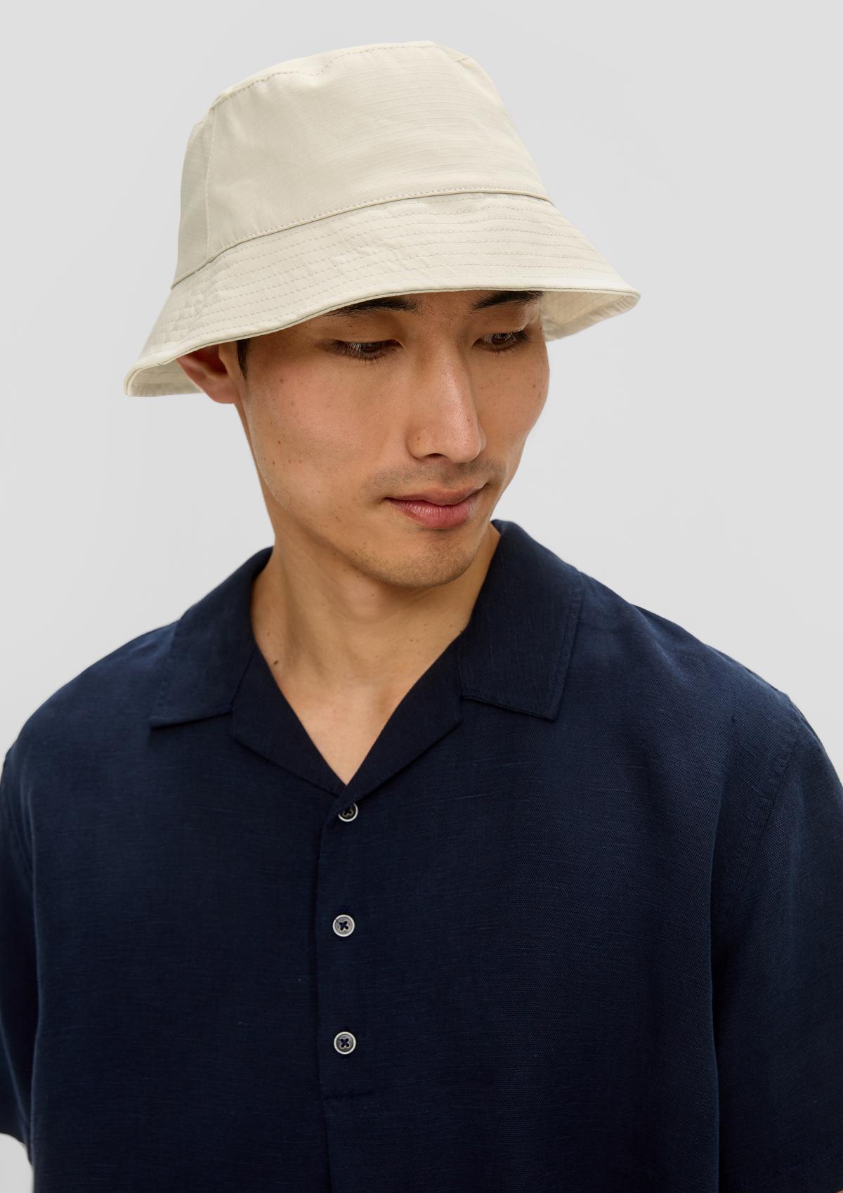 s.Oliver Bucket hat with an all-over print
