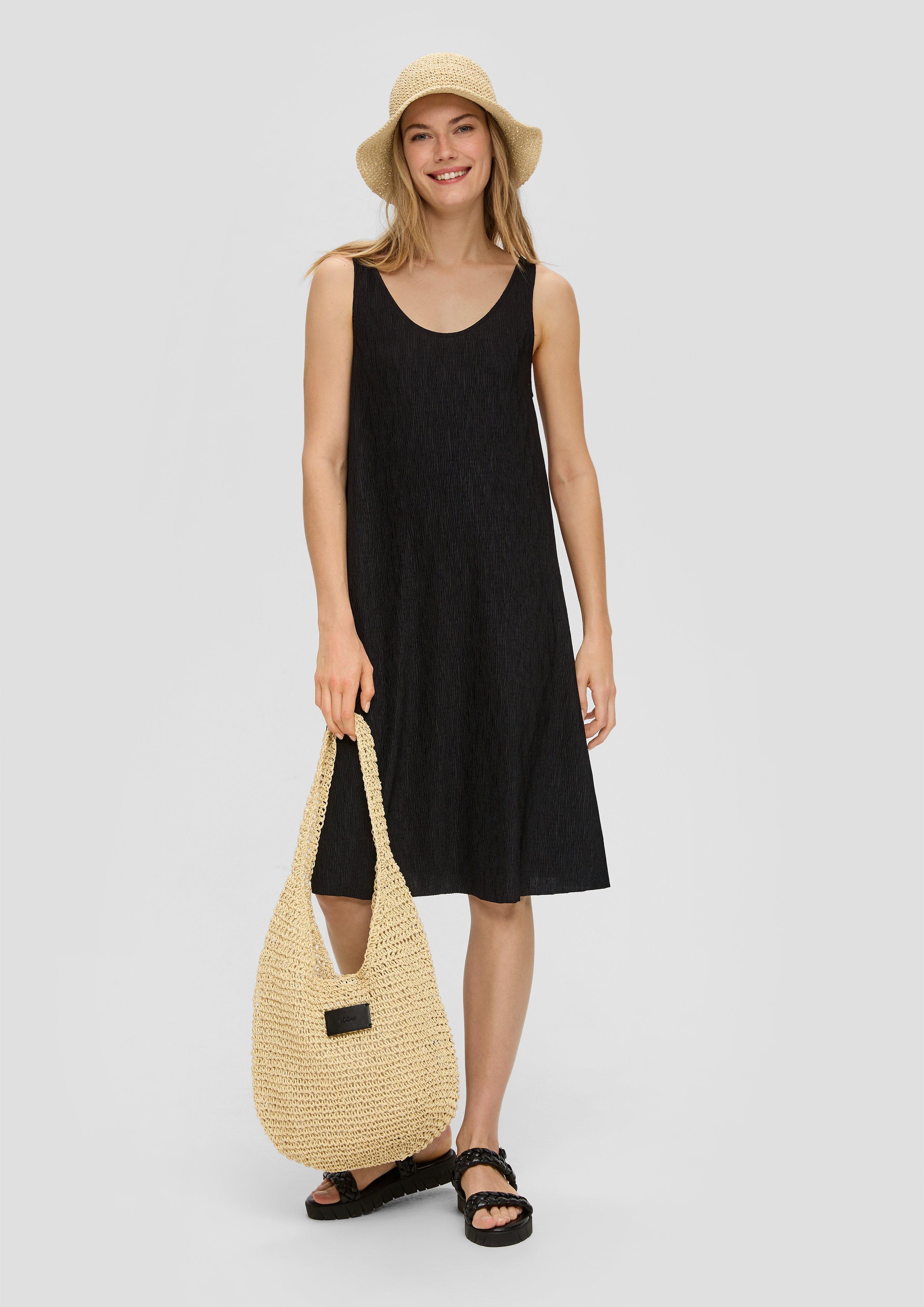 Sleeveless dress in a crinkled look - ecru | s.Oliver 