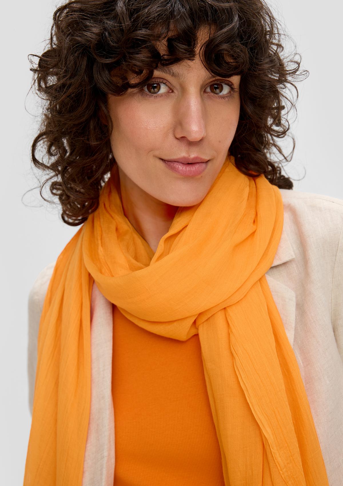 s.Oliver Plain-coloured scarf in lightweight polyester