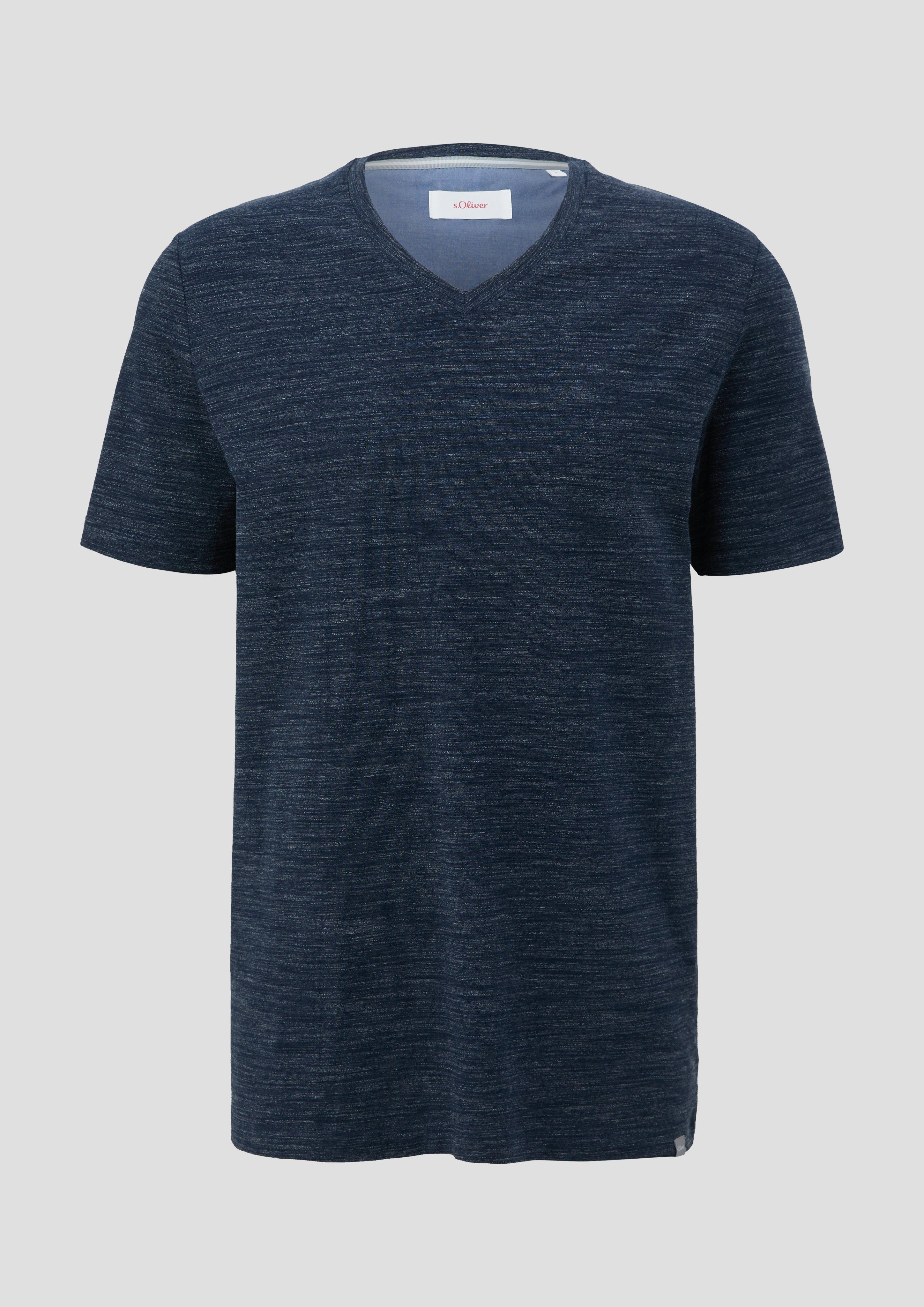 s.Oliver Meliertes T-Shirt mit V-Ausschnitt
