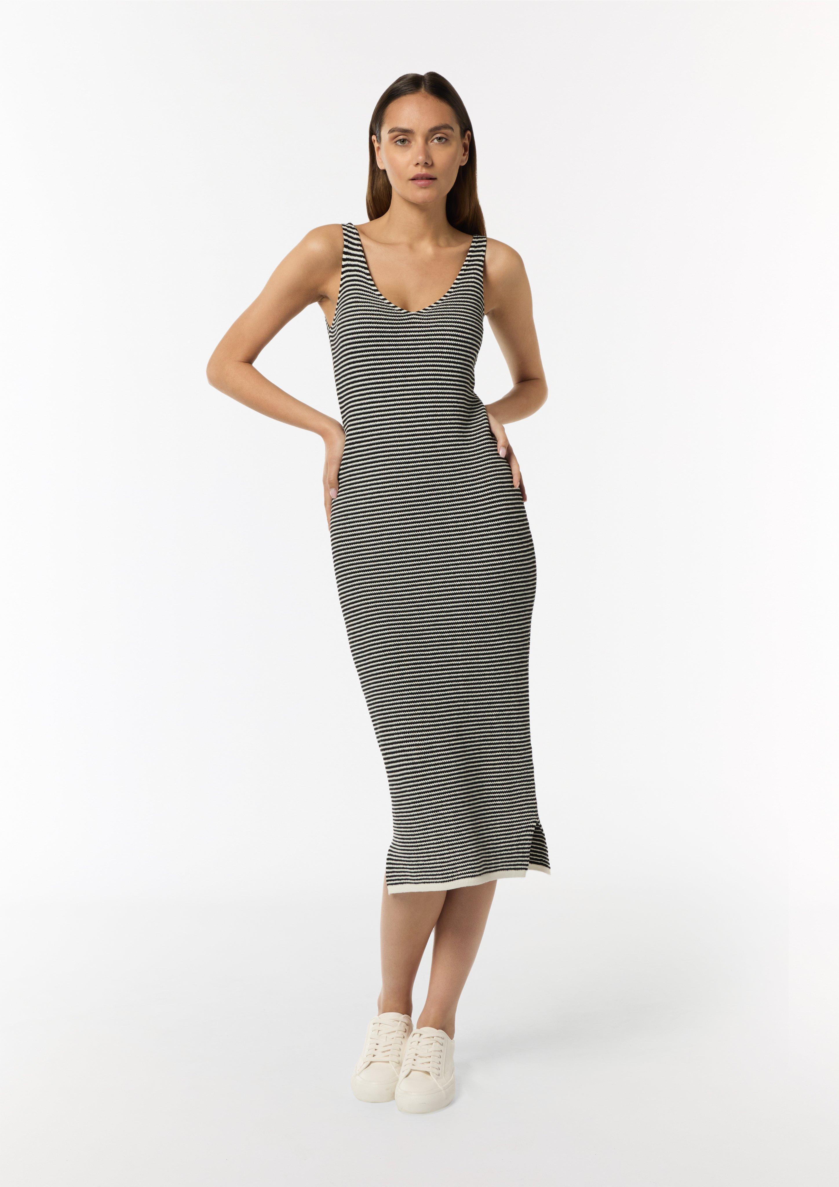 Knit dress made of cotton with stripes - Black | SCAYLE