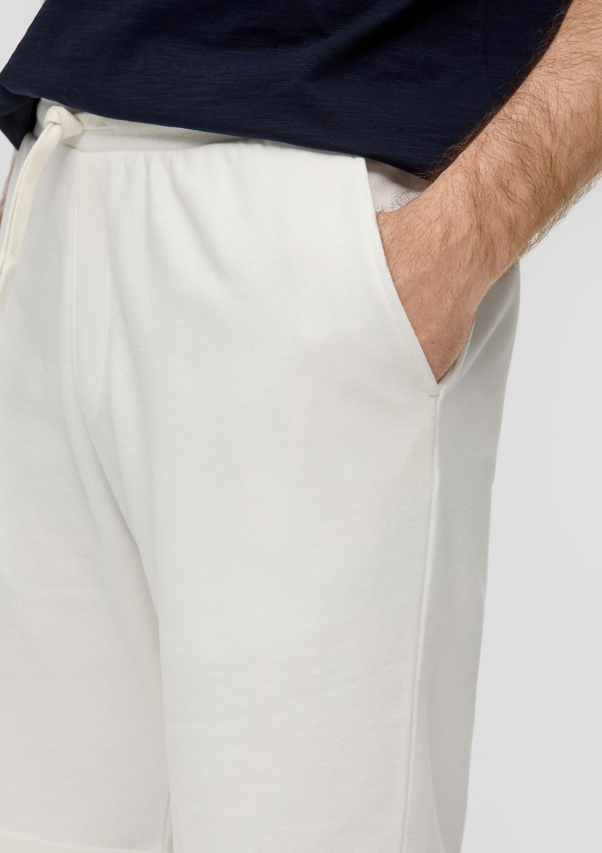 s.Oliver Relaxed: Kratke hlače iz športnega sweat materiala z elastičnim pasom