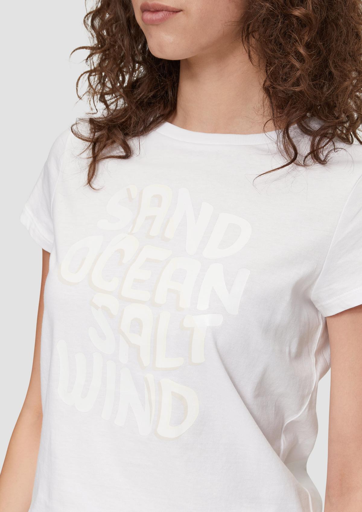 s.Oliver T-shirt en coton à imprimé sur le devant et liseré côtelé