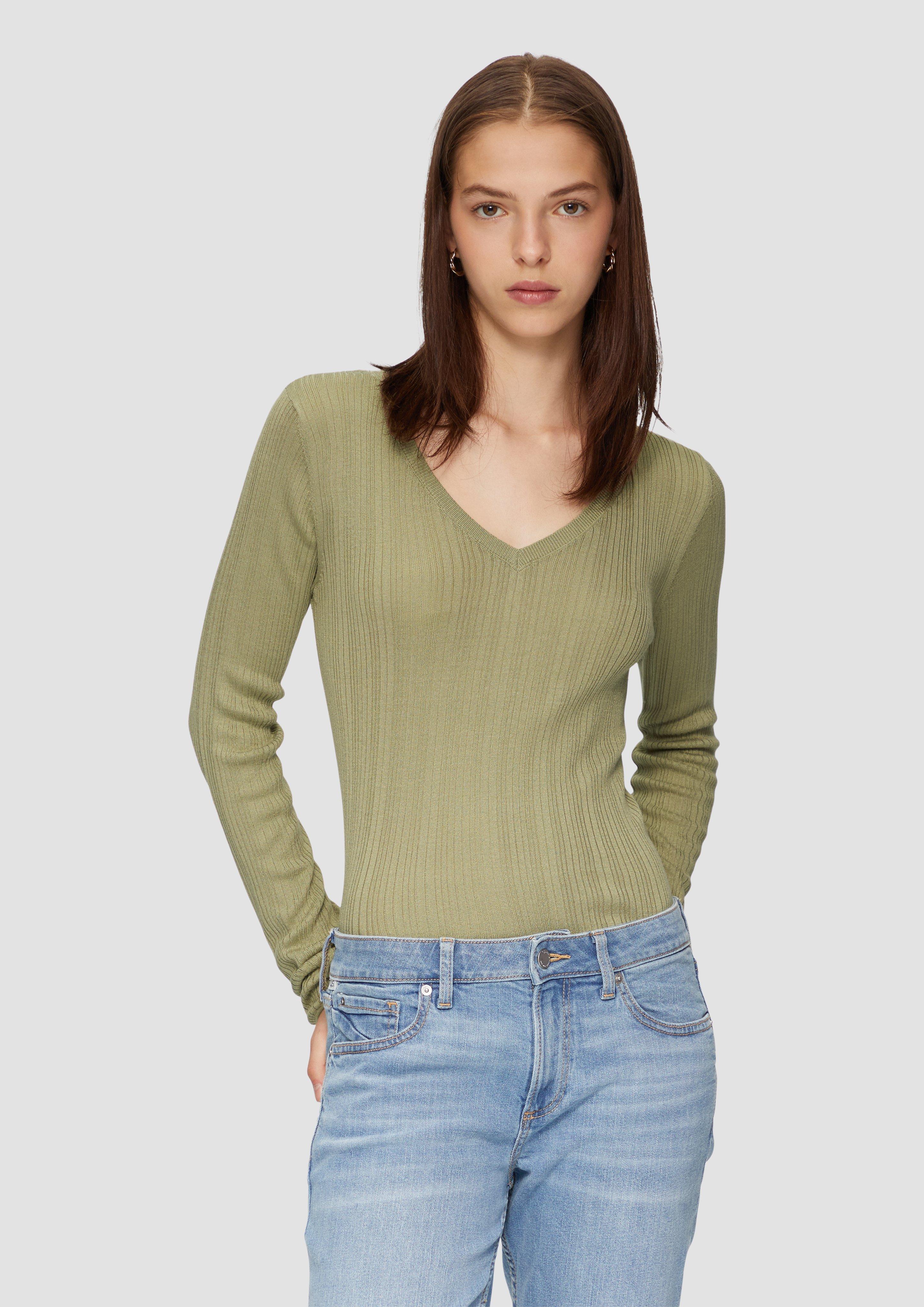 Pulovr in 7282, 9203 & 0200