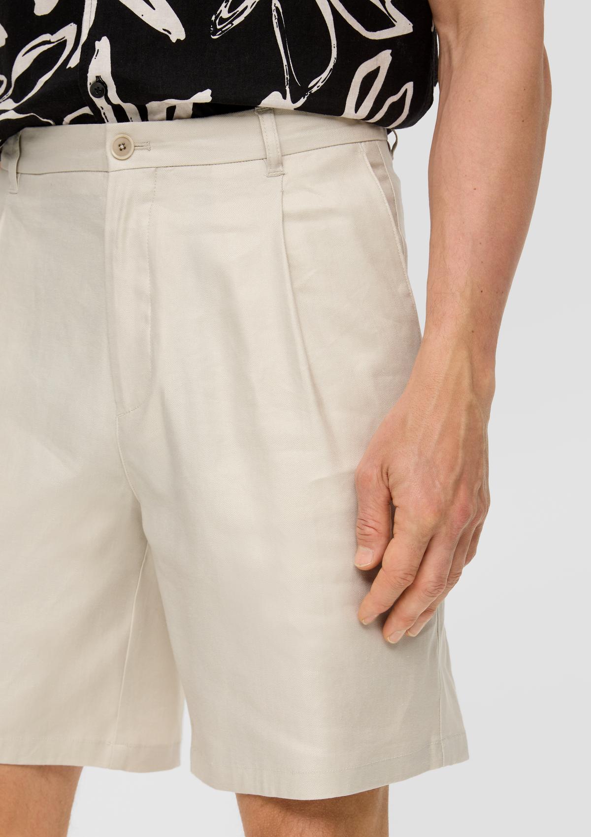s.Oliver Regular: Kratke hlače iz mešanice lana in liocela