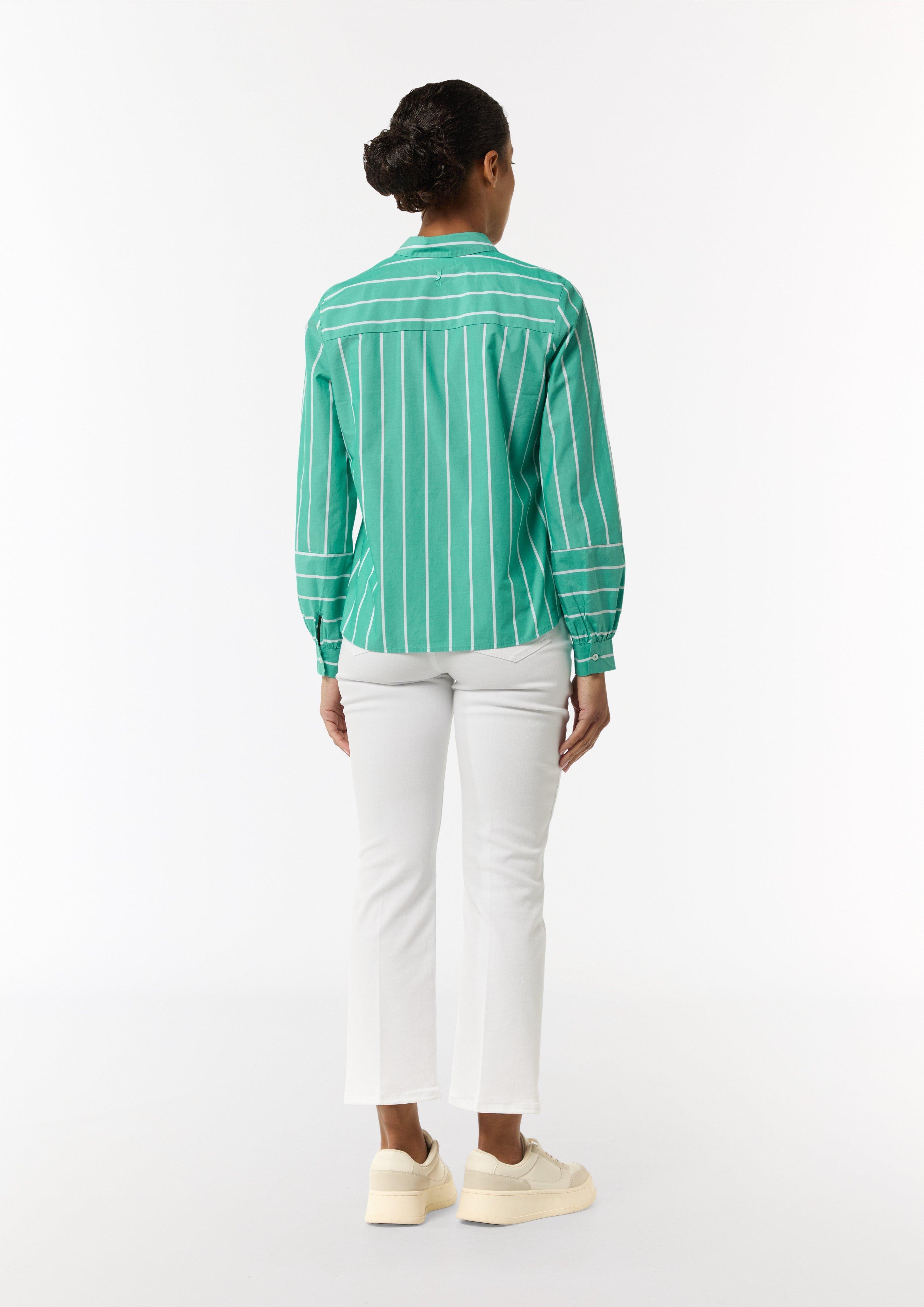 Striped shirt blouse with cuffs and a dividing seam - green Striped shirt blouse with cuffs and a dividing seam - green