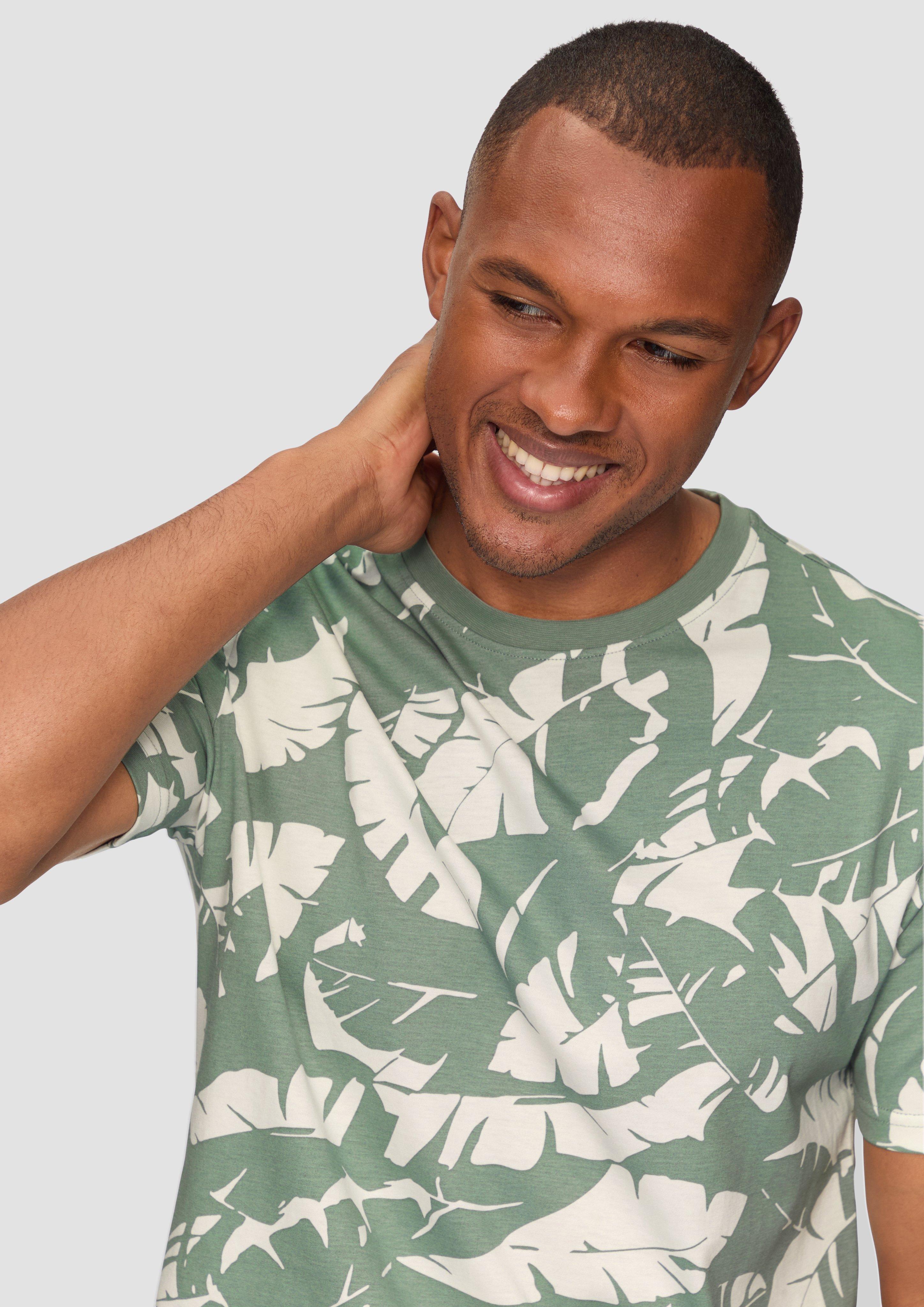 T-Shirt in 01A0, 42A0, 52A0 & 85A0