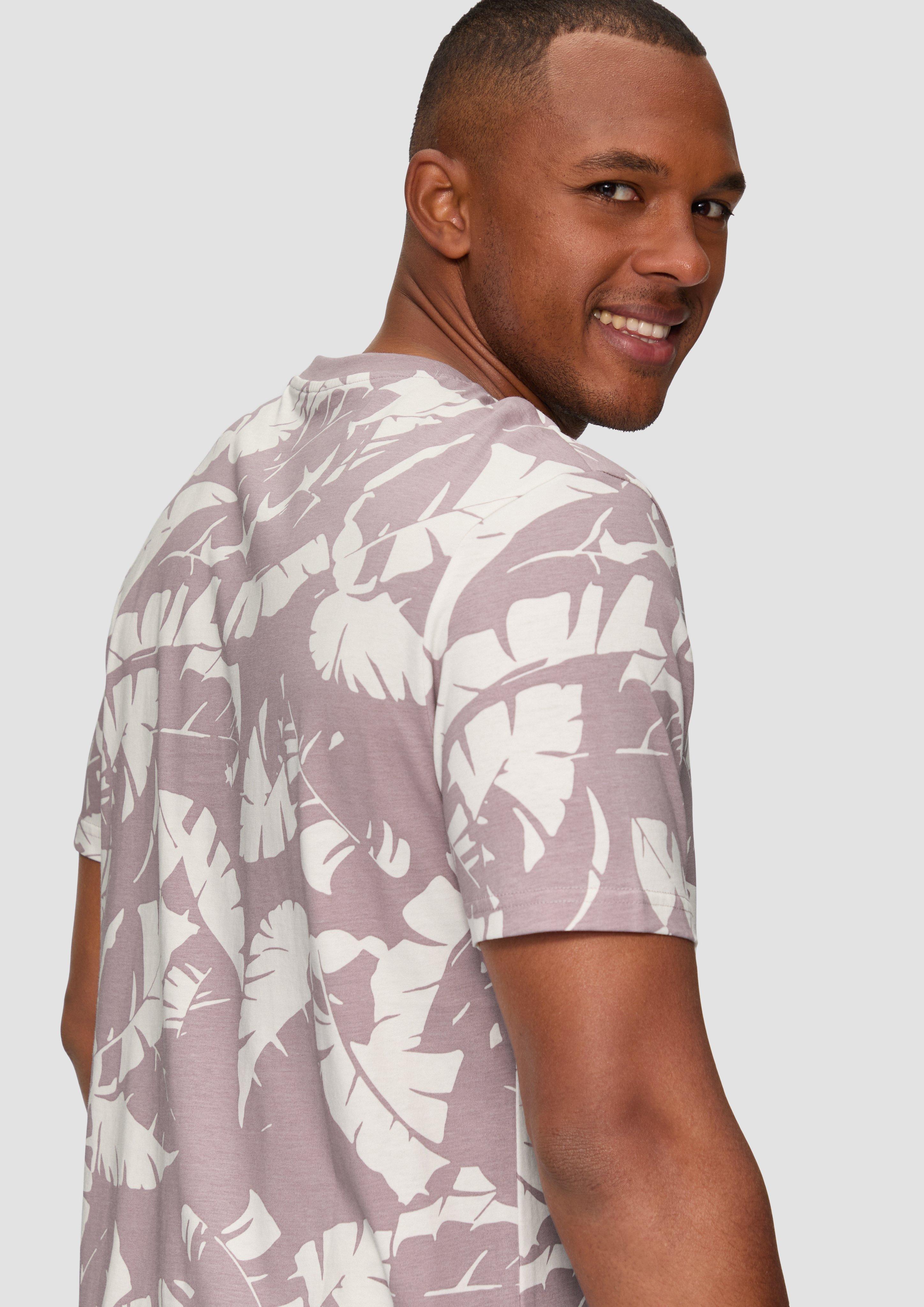 T-shirt in 42A0, 52A0, 01A0 & 85A0