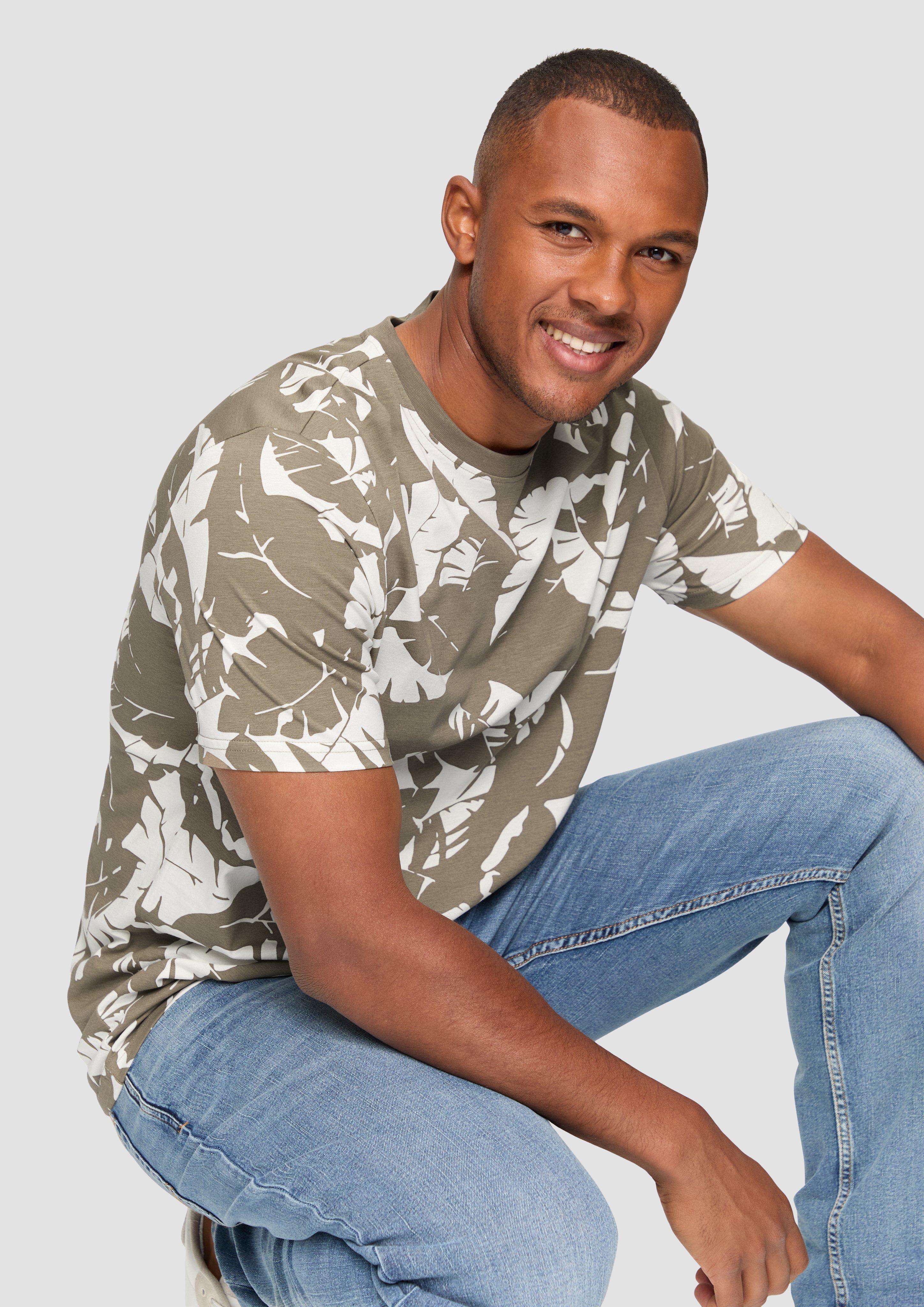 T-shirt in 85A0, 42A0, 52A0 & 01A0