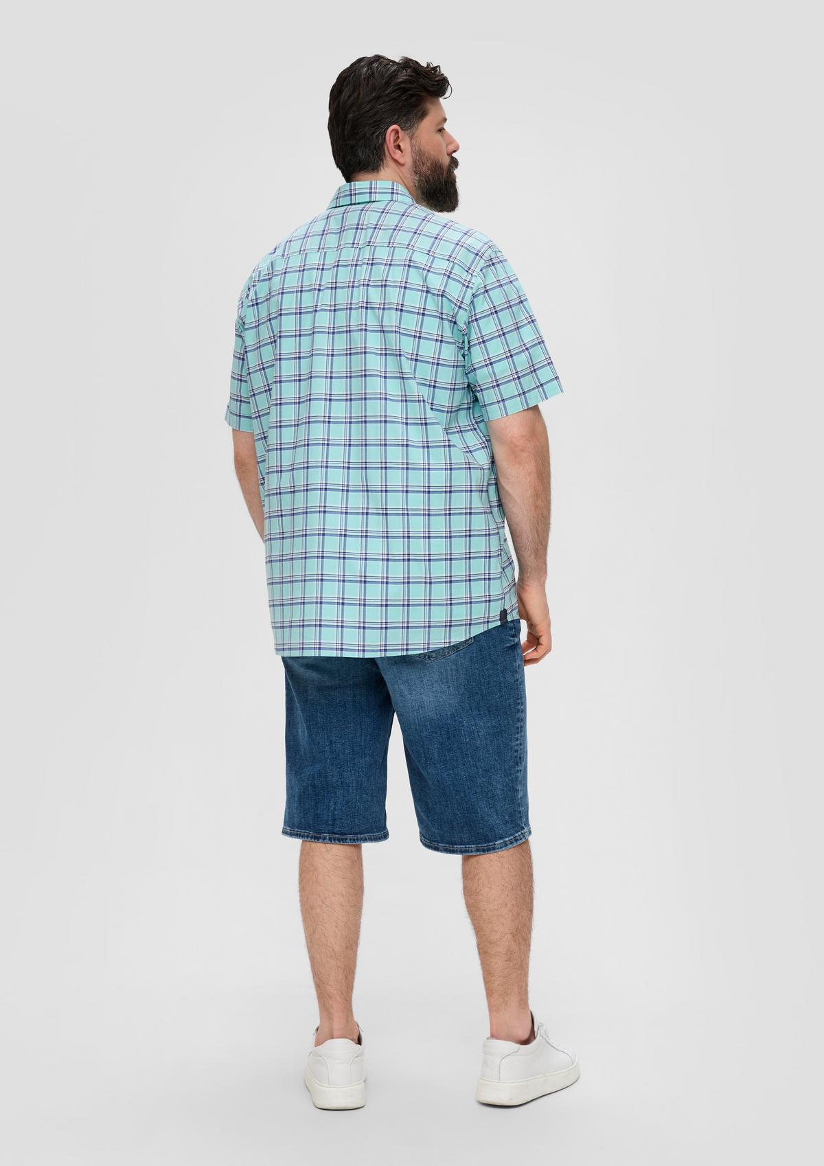 s.Oliver Regular: Vzorčasta srajca s kratkimi rokavi s prsnim žepom