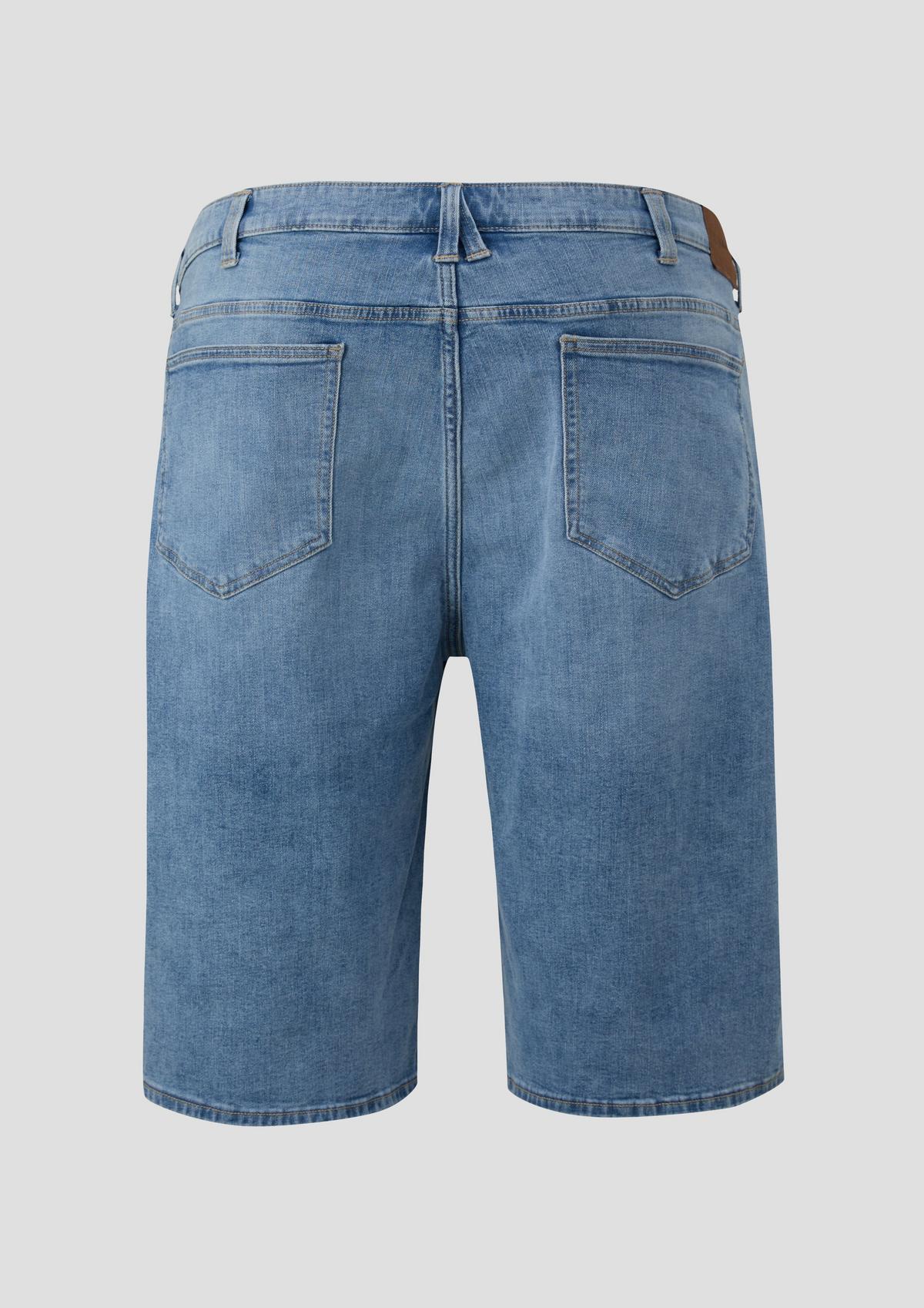 s.Oliver Jeans-Shorts / Relaxed Fit / High Rise / Straight Leg