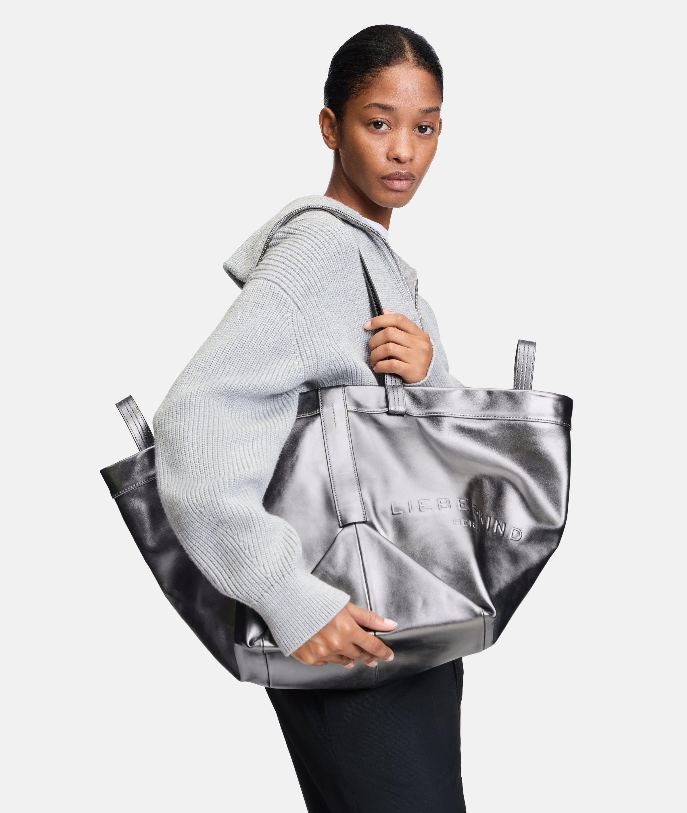 Metallic Elvira Shopper L - silver | LIEBESKIND BERLIN Metallic Elvira Shopper L - silver | LIEBESKIND BERLIN