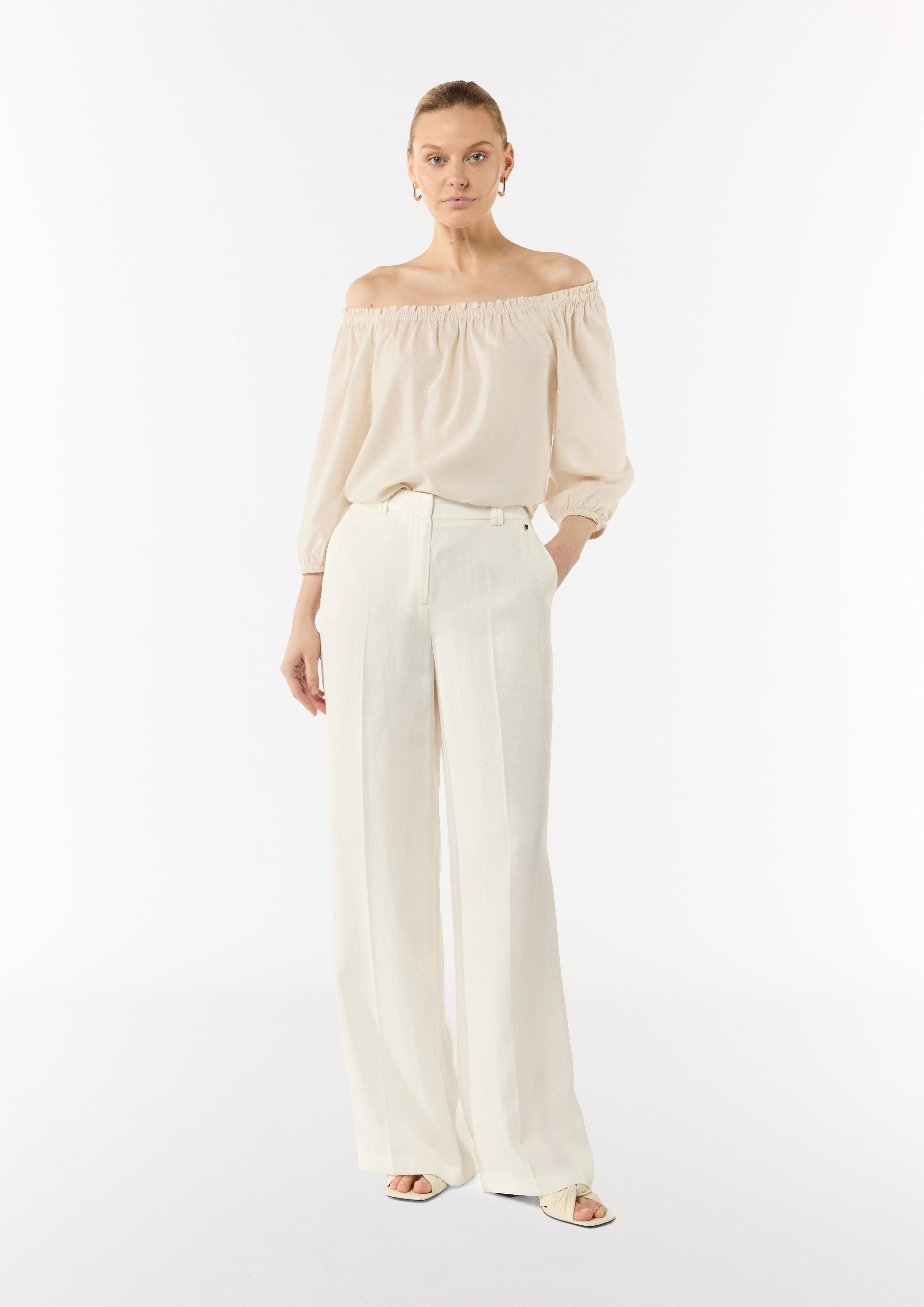 volume off-shoulder blouse  ベージュ Jacquard Volume Gathered Off-Shoulder Ruffle Blouse – SNIDEL