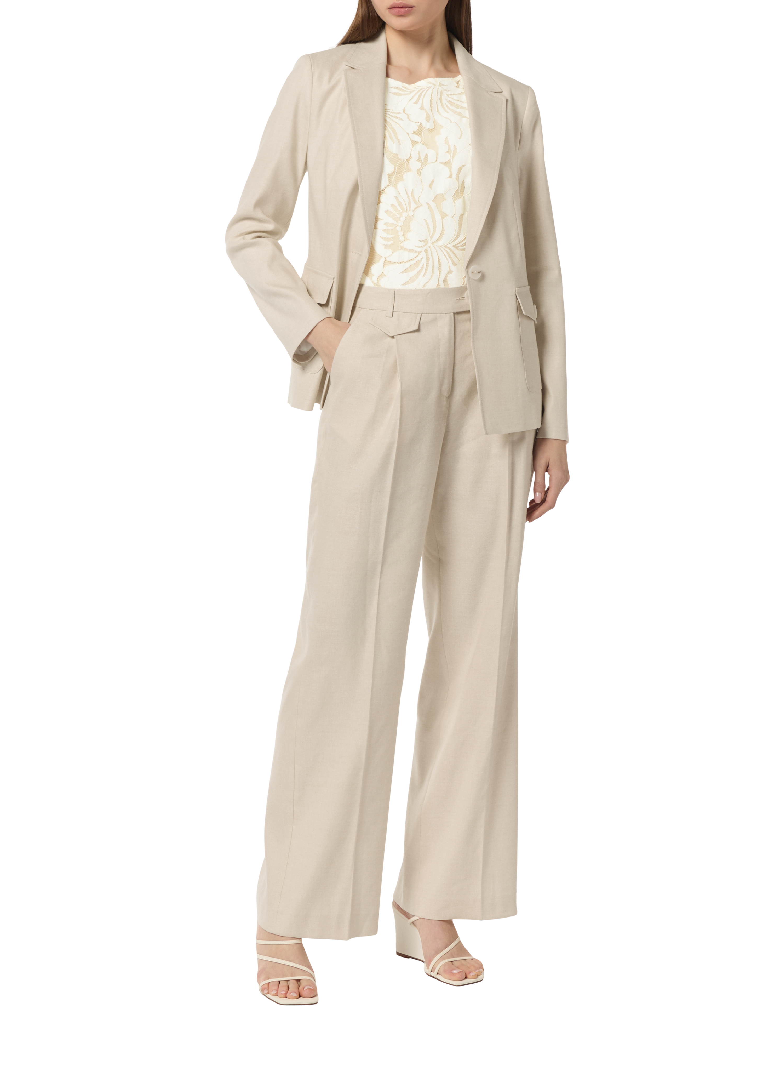 Thumbnail - Blazer